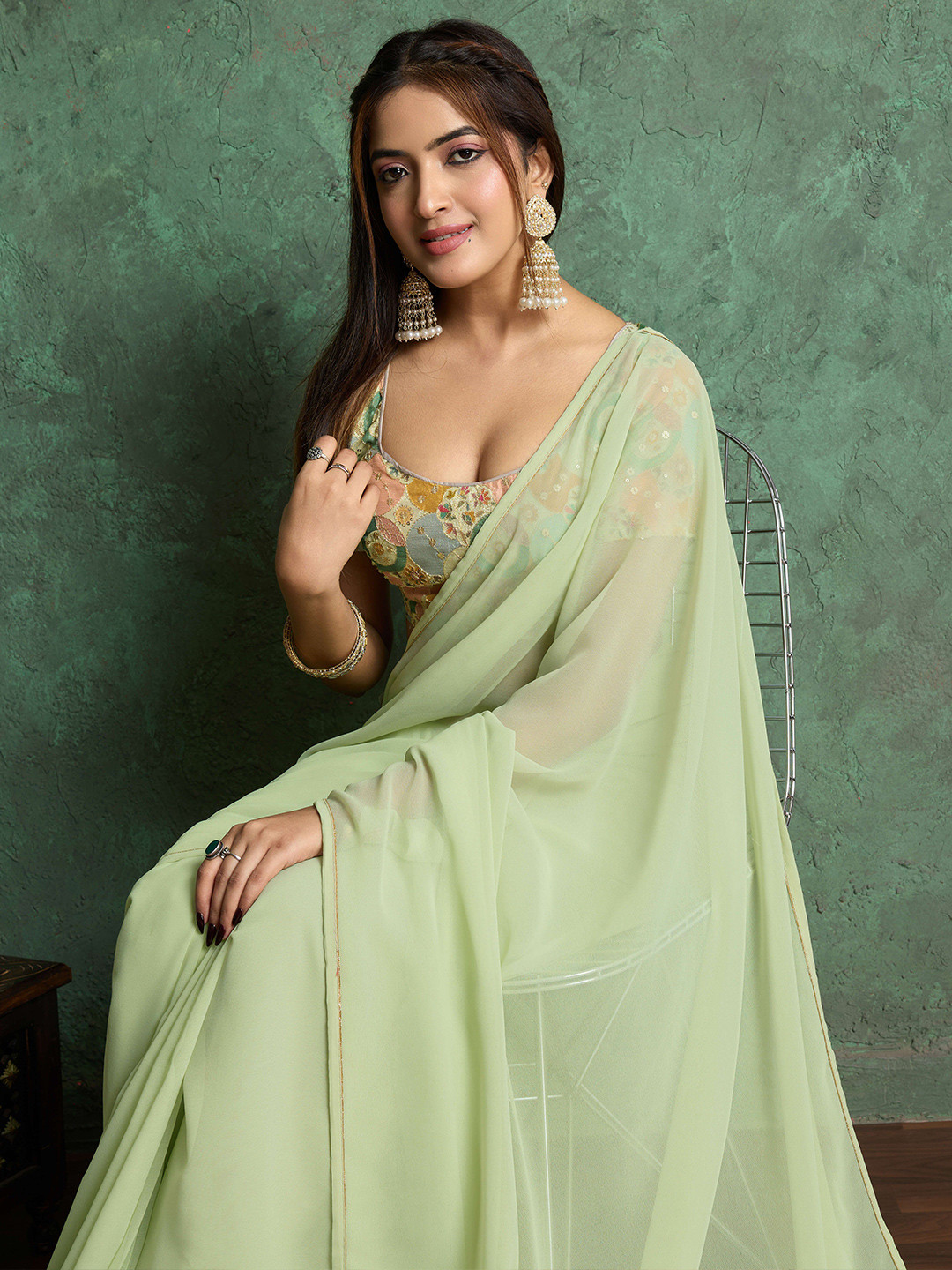 100 Dreams Poly Georgette Saree