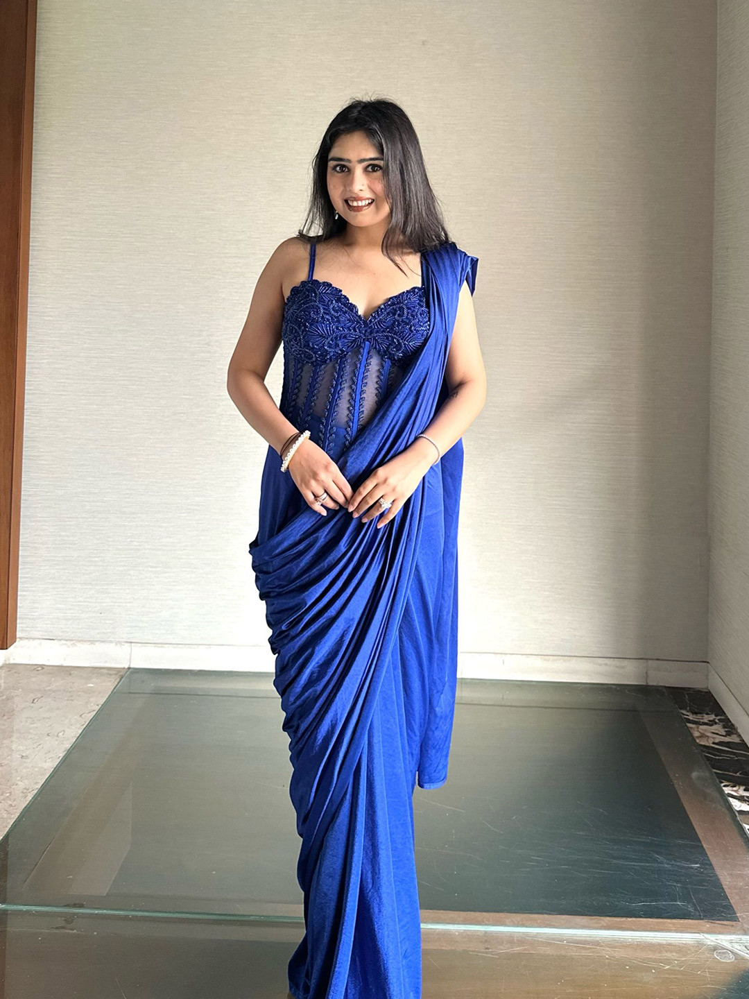 Glamique by Gungun Lycra Saree With Stitched Blouse