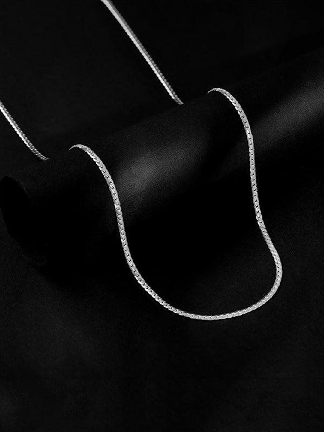 GIVA Men 925 Silver Rhodium-Plated Magnetic Chain