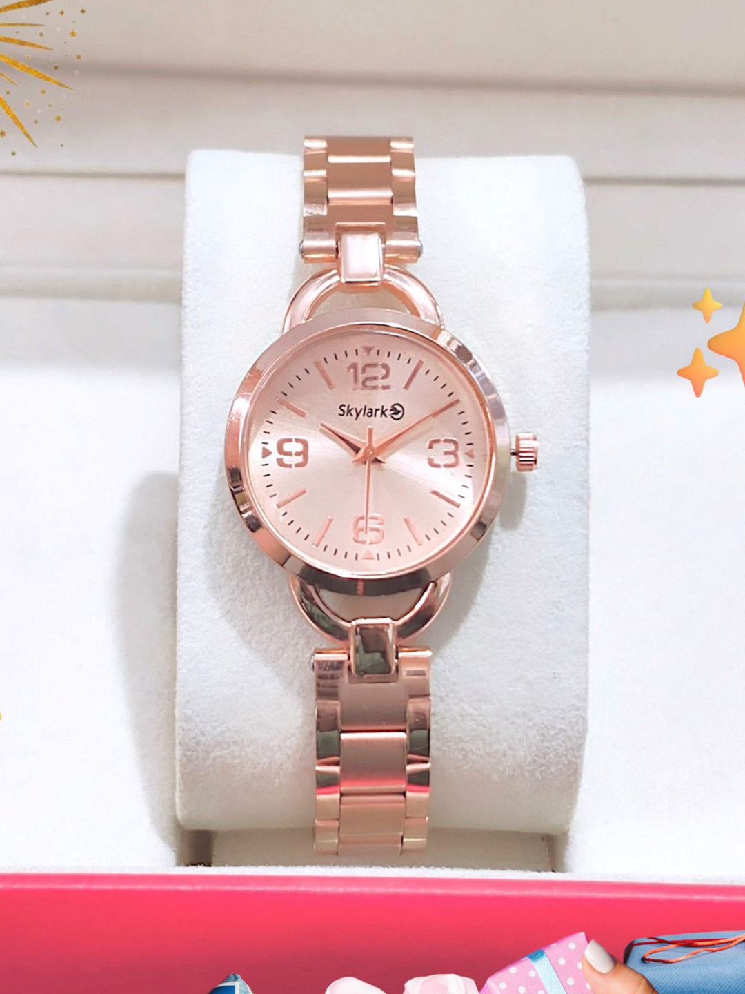 Skylark Girls Stainless Steel Bracelet Style Straps Analogue Watch Stero_Peach_Women_05