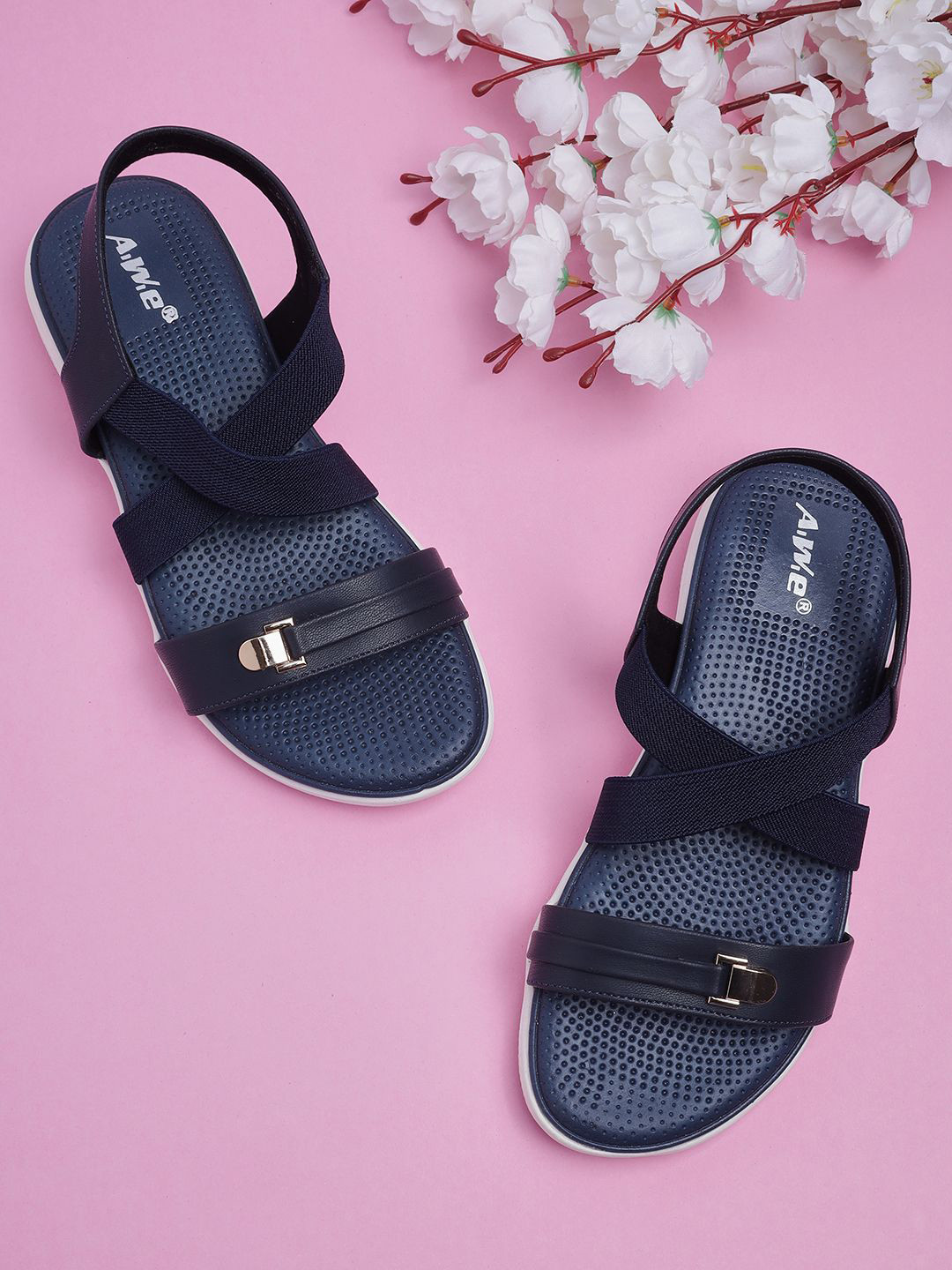 AIWIE Wedge Solid Synthetic Leather Sandals