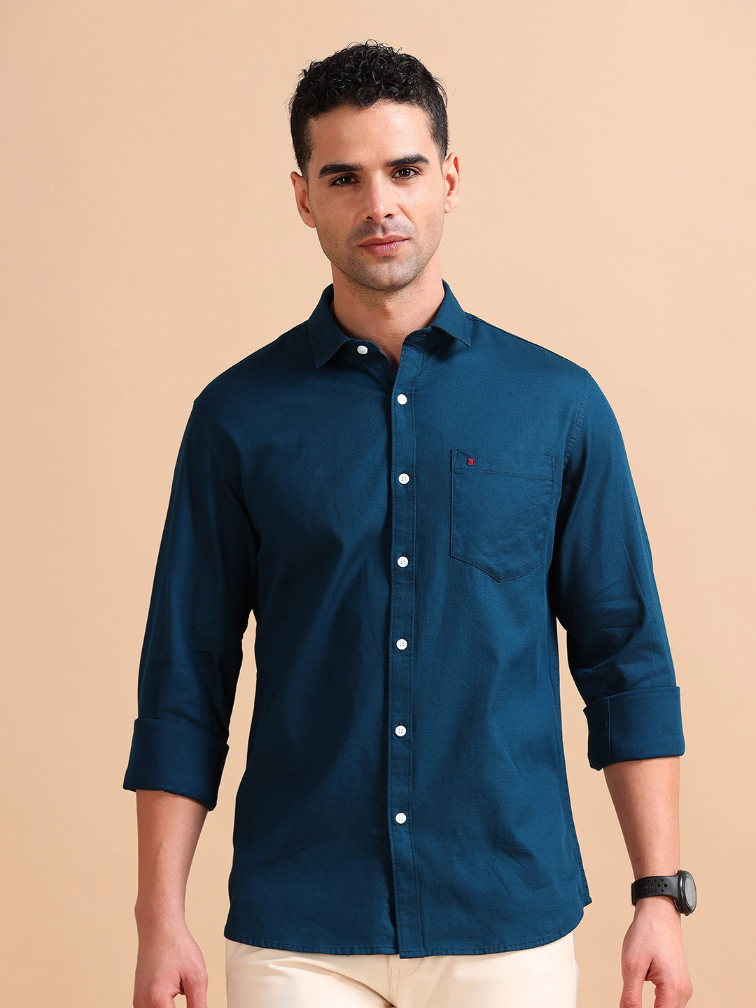 COOL COLORS Slim Fit Spread Collar Cotton Casual Shirt