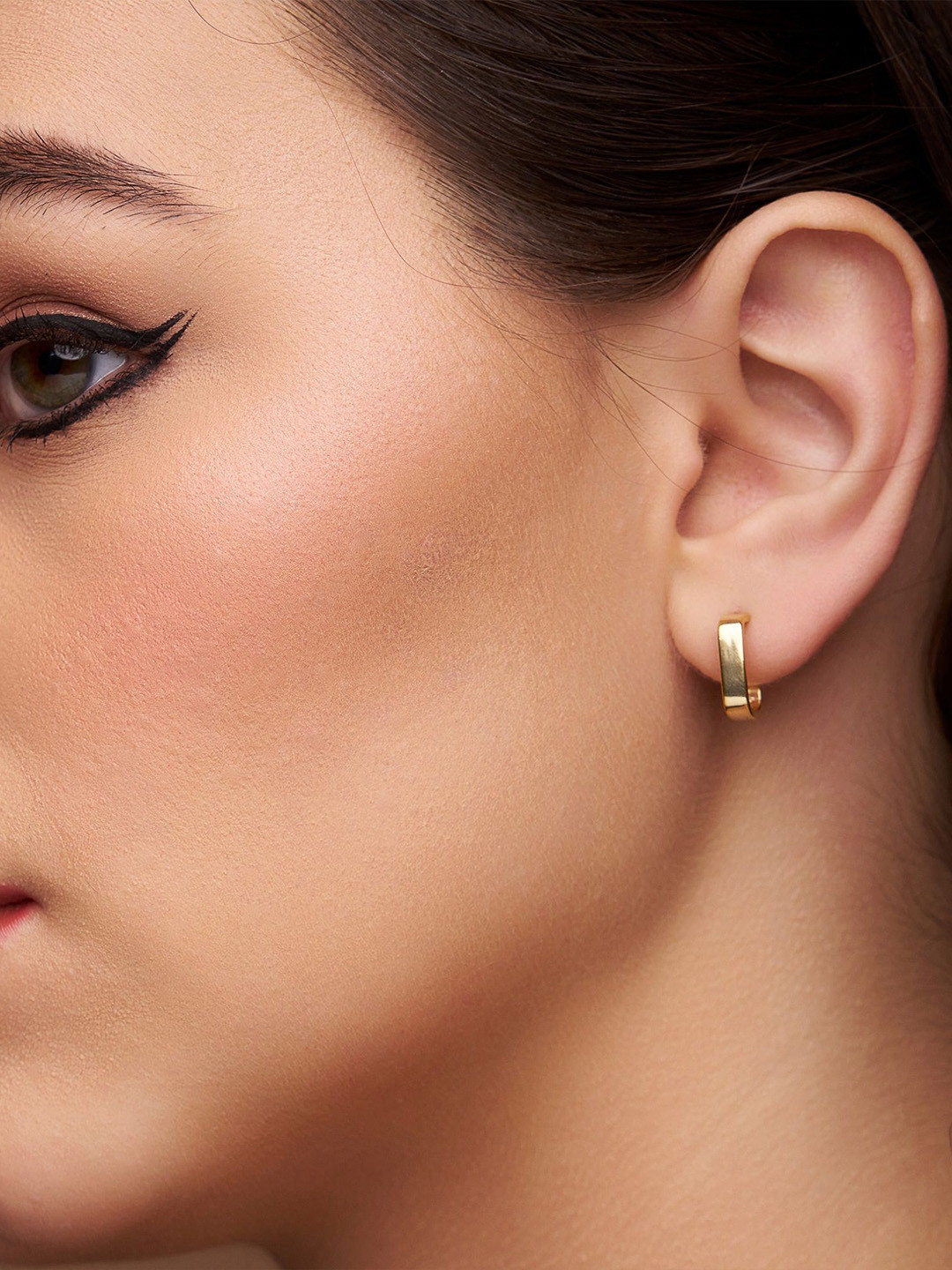 KYMEE 18K Gold Vermeil Half Hoop Earrings