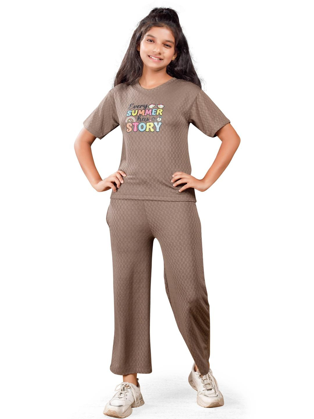 Little funky Girls Brown Clothing Set