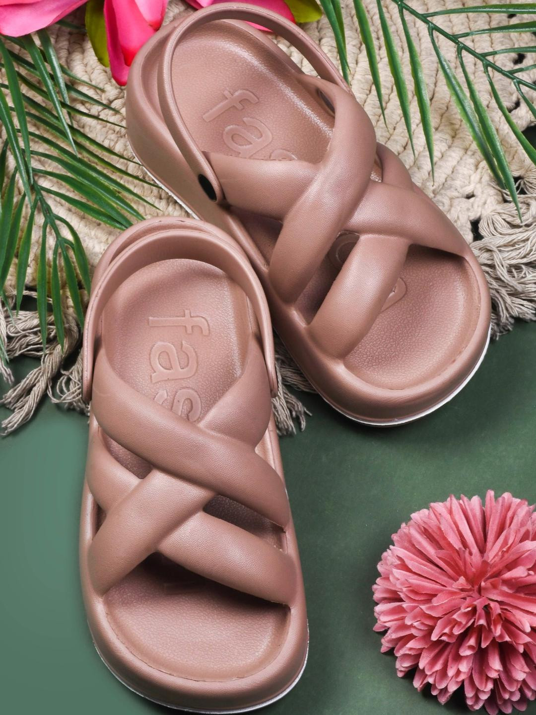 SZN Women Crisscross Pattern Backstrap Sandals