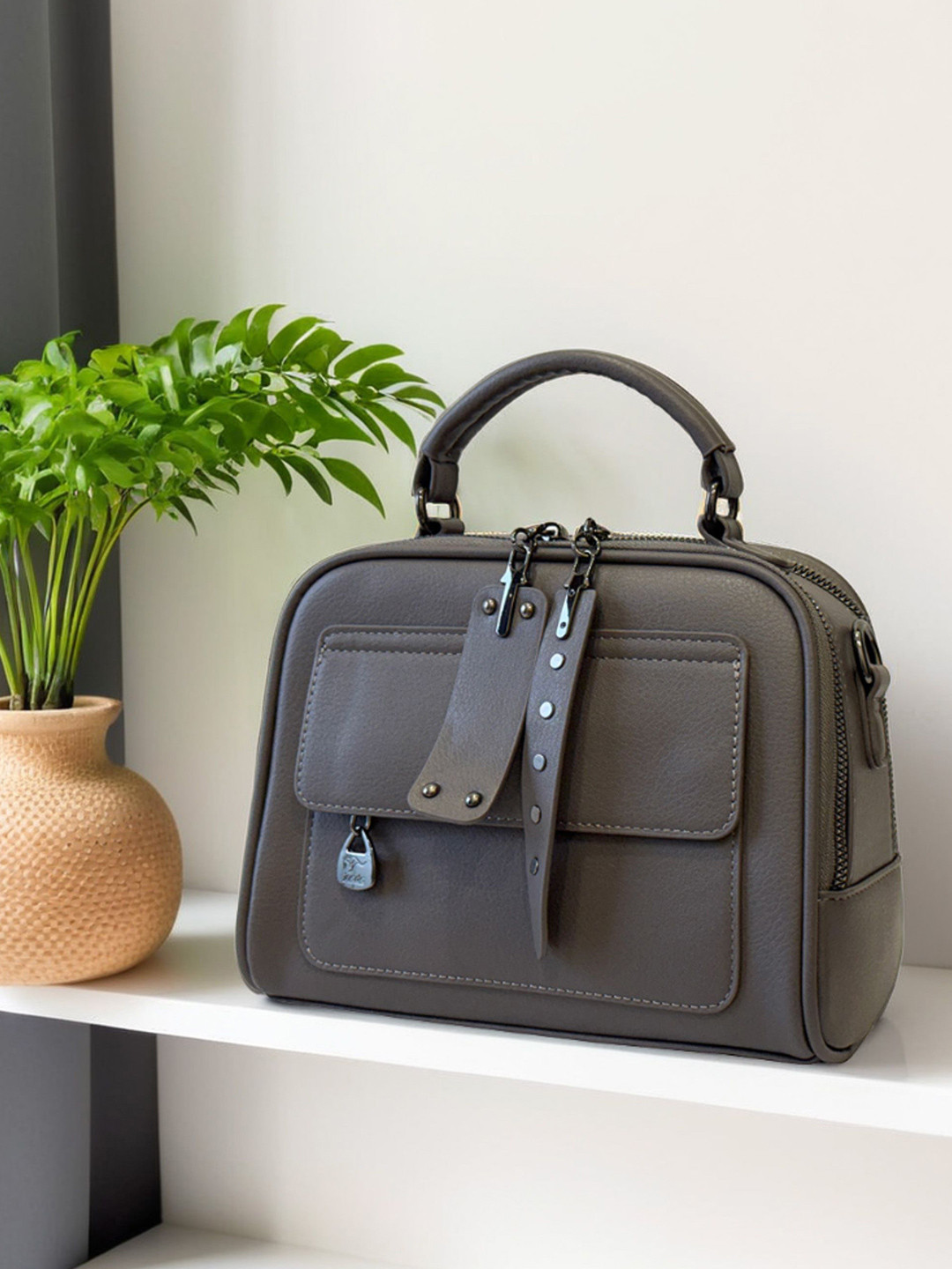 BANDICOOT Detachable Sling Strap Swagger Handheld Bag