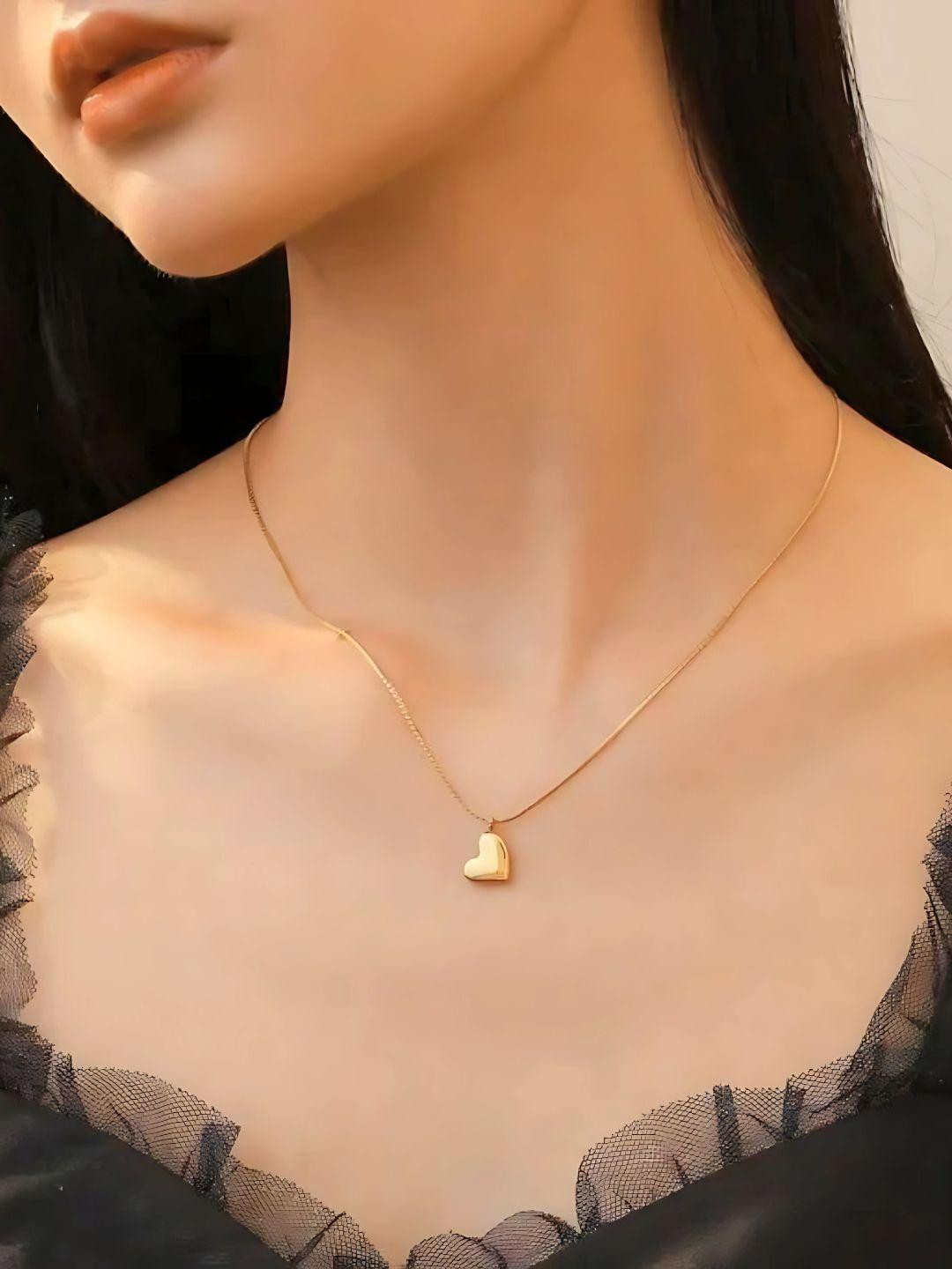 Bauble Cluster Women 18k Gold Plated Minimal Heart Shaped Pendant with Chain