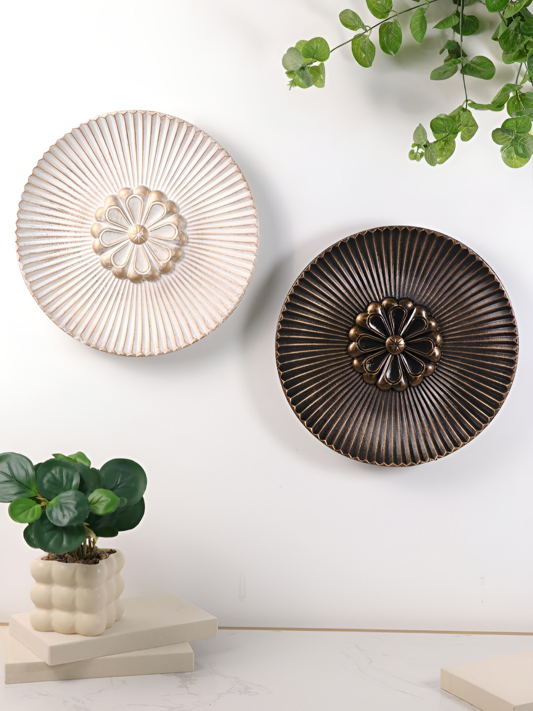 Art Street 2-Pcs White & Brown Textured Wooden Wall Plates