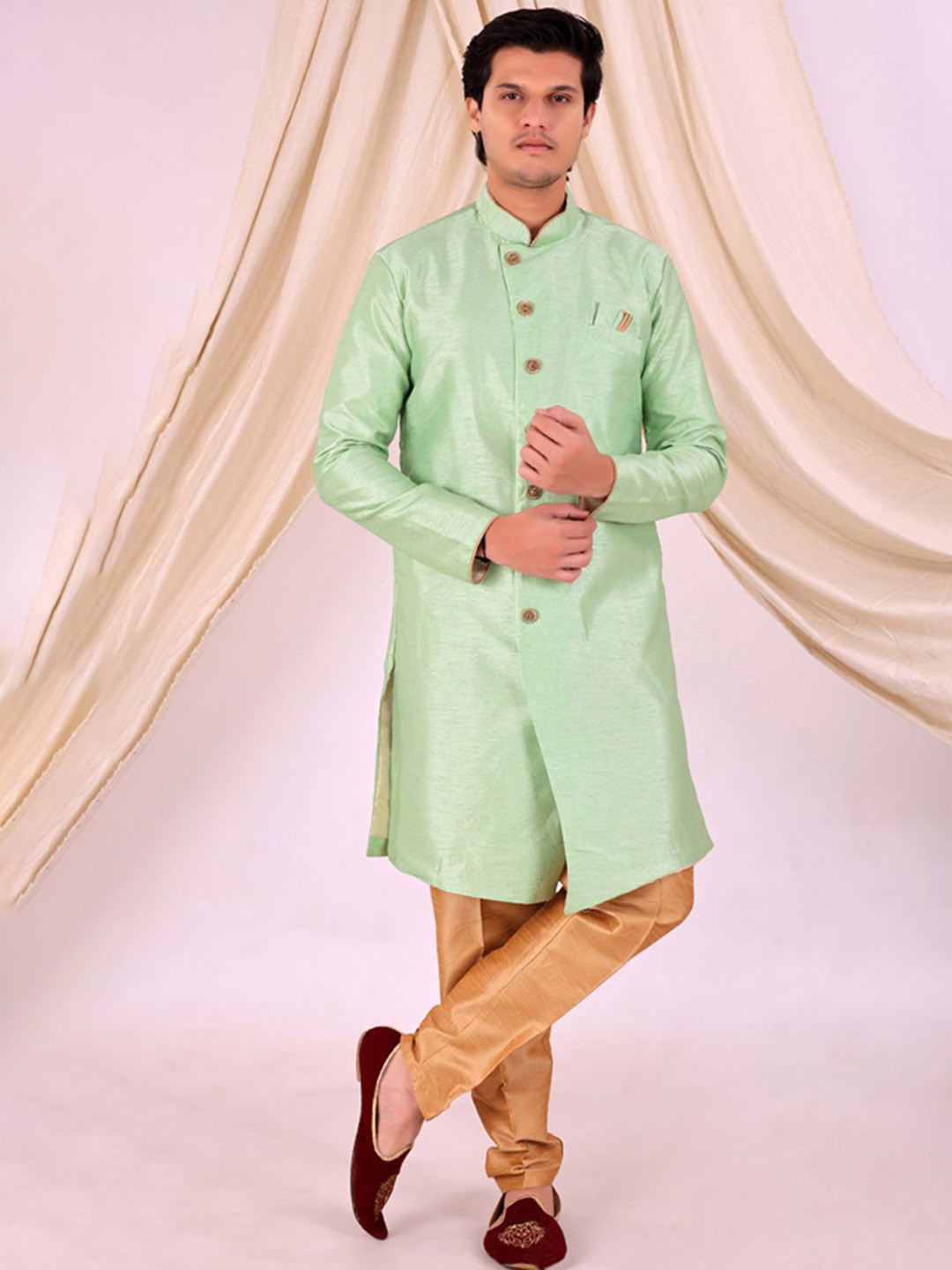 Desibutik Men Mandarin Collar Ethnic Sherwani Set