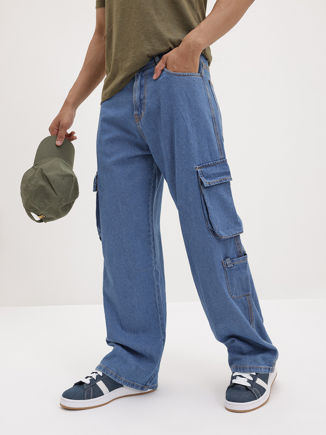 The Roadster Life Co. Men Loose Wide Leg Mid-Rise Cargo Jeans