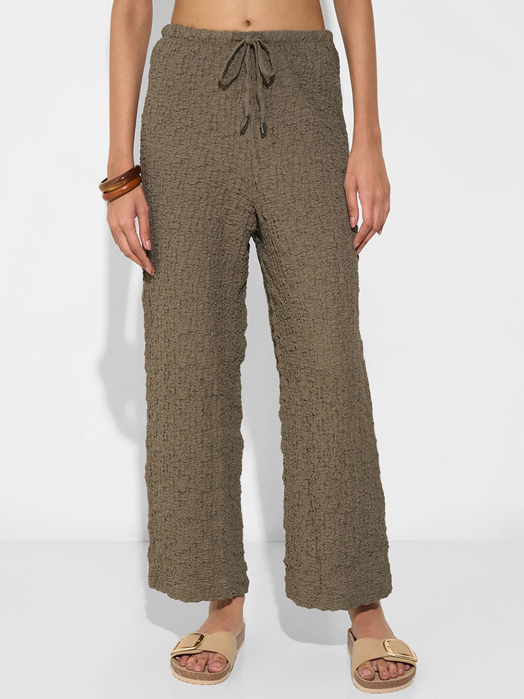 Honey by Pantaloons Women Bungee Cord Textured Mid-Rise Trousers