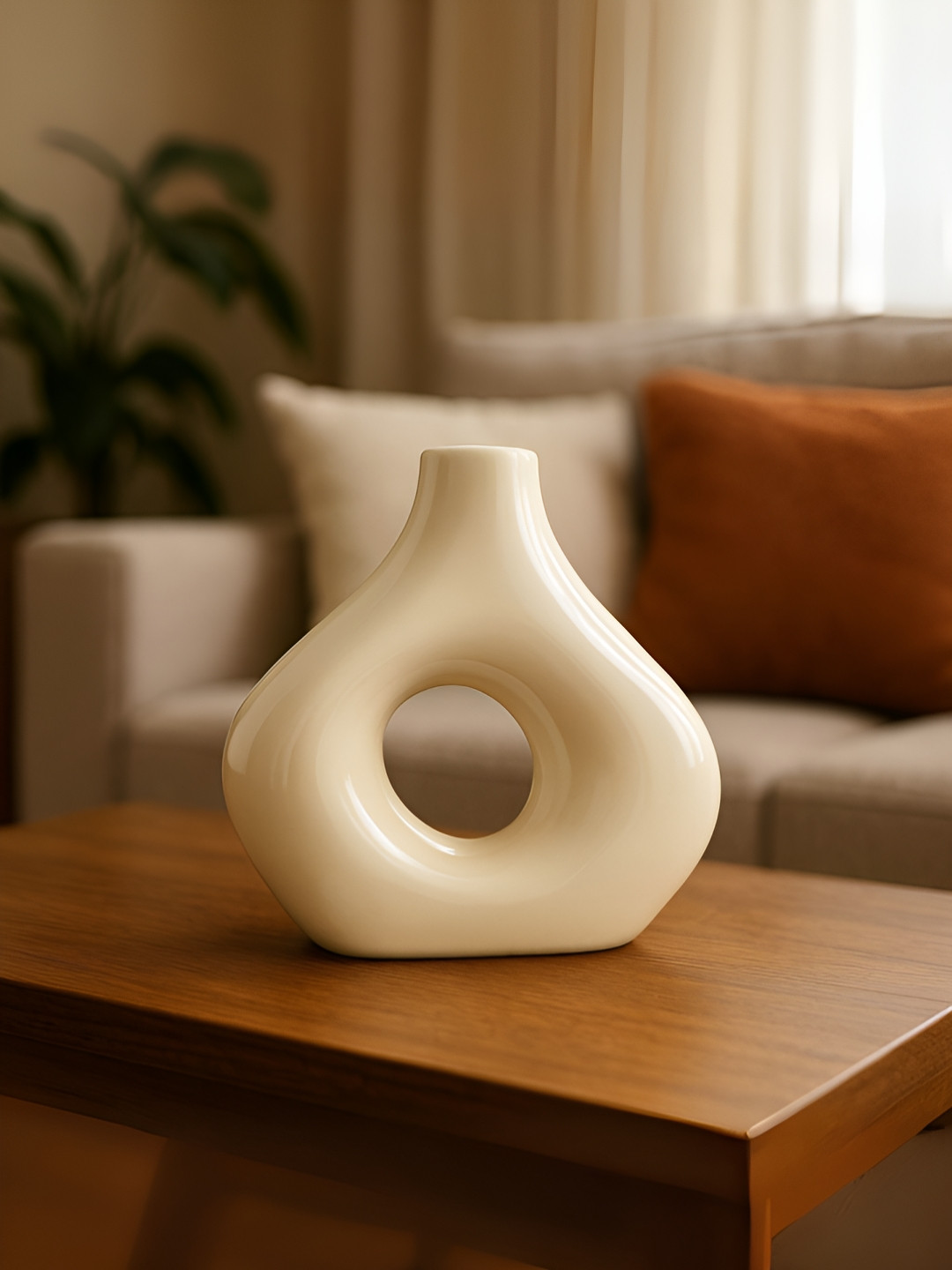 ecofynd White Decorative Ceramic Flower Vase