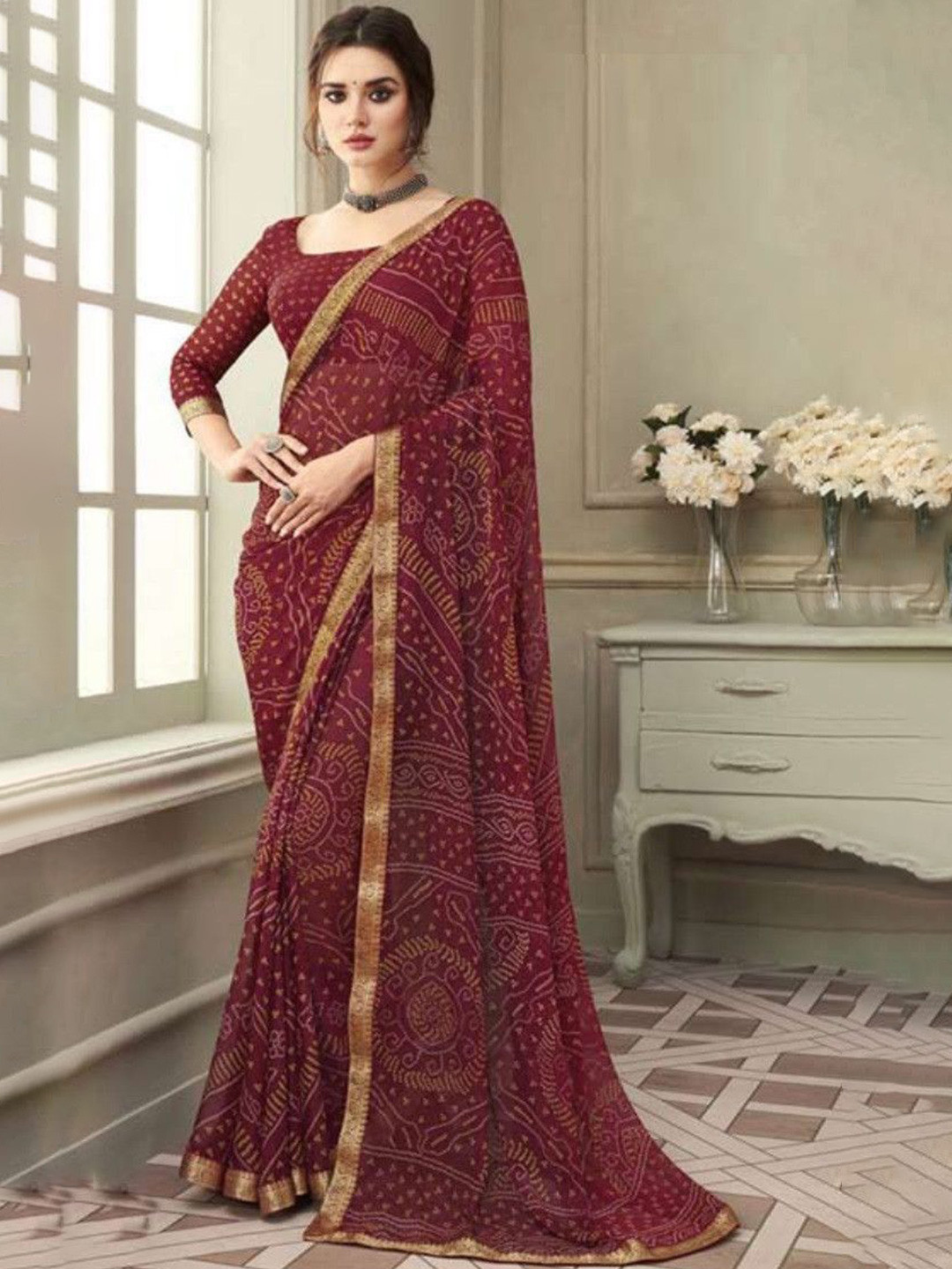 THE FASHION ATTIRE TIARAA Geometric Print Bandhani Chiffon Saree