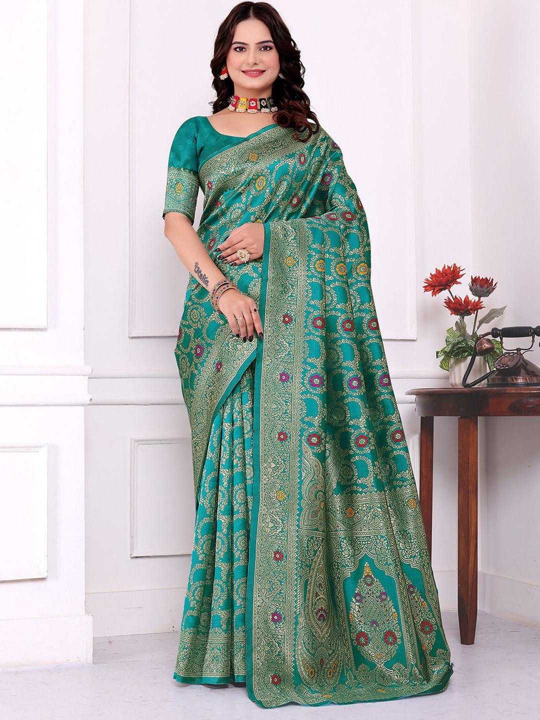 KANOODA L Woven Design Ethnic Motifs Banarasi Saree