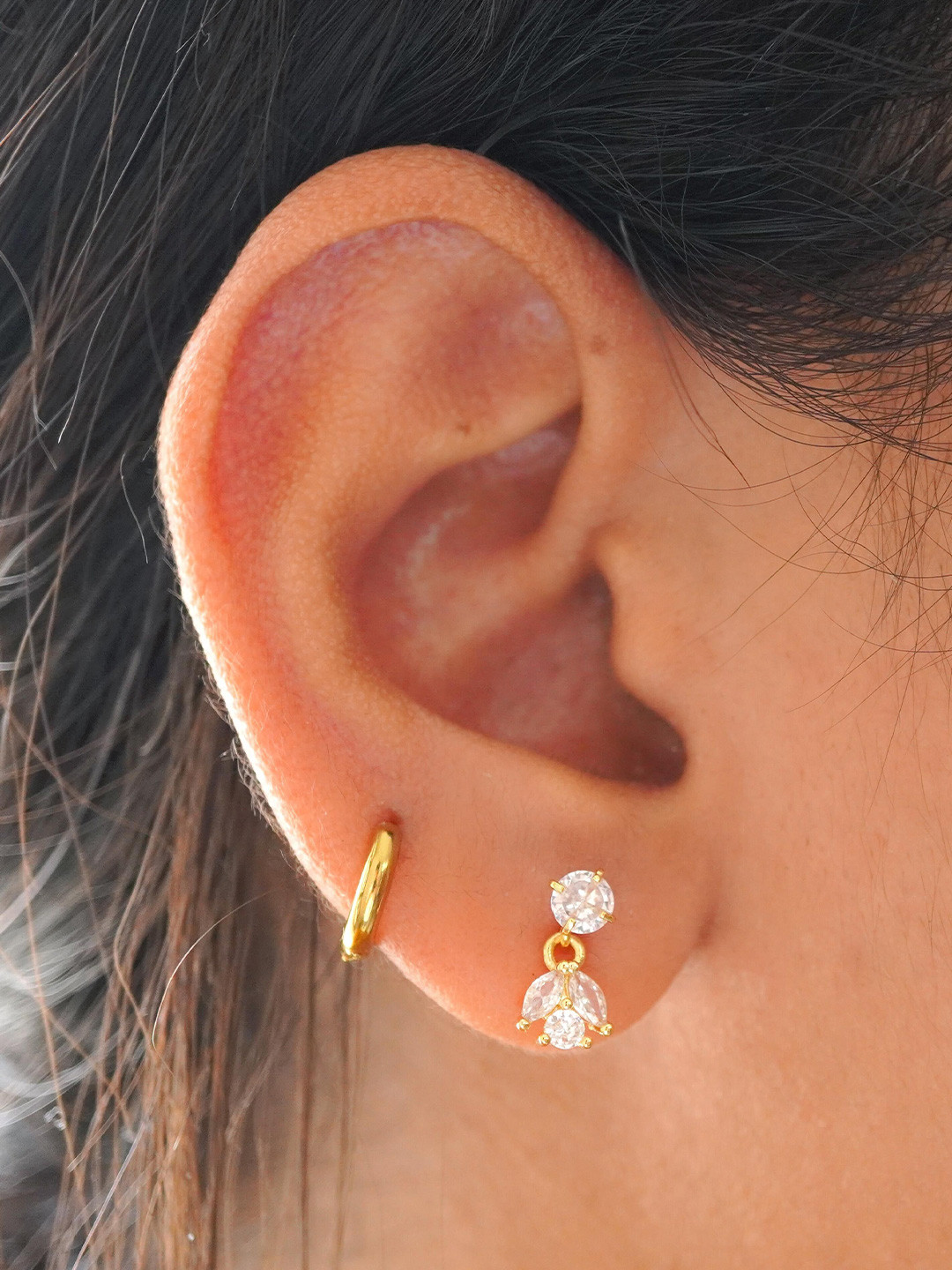 INTERSTELLAR Stainless Steel Silver-Plated Cubic Zirconia Studded Circular Studs