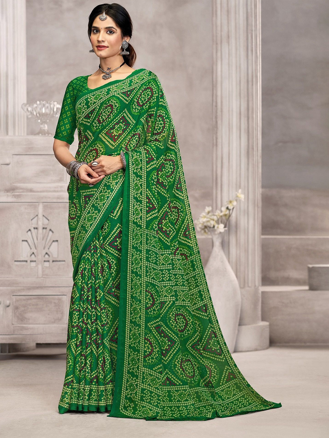 THE FASHION ATTIRE Green TIARAA Geometric Printed Bandhani Chiffon Saree With Blouse