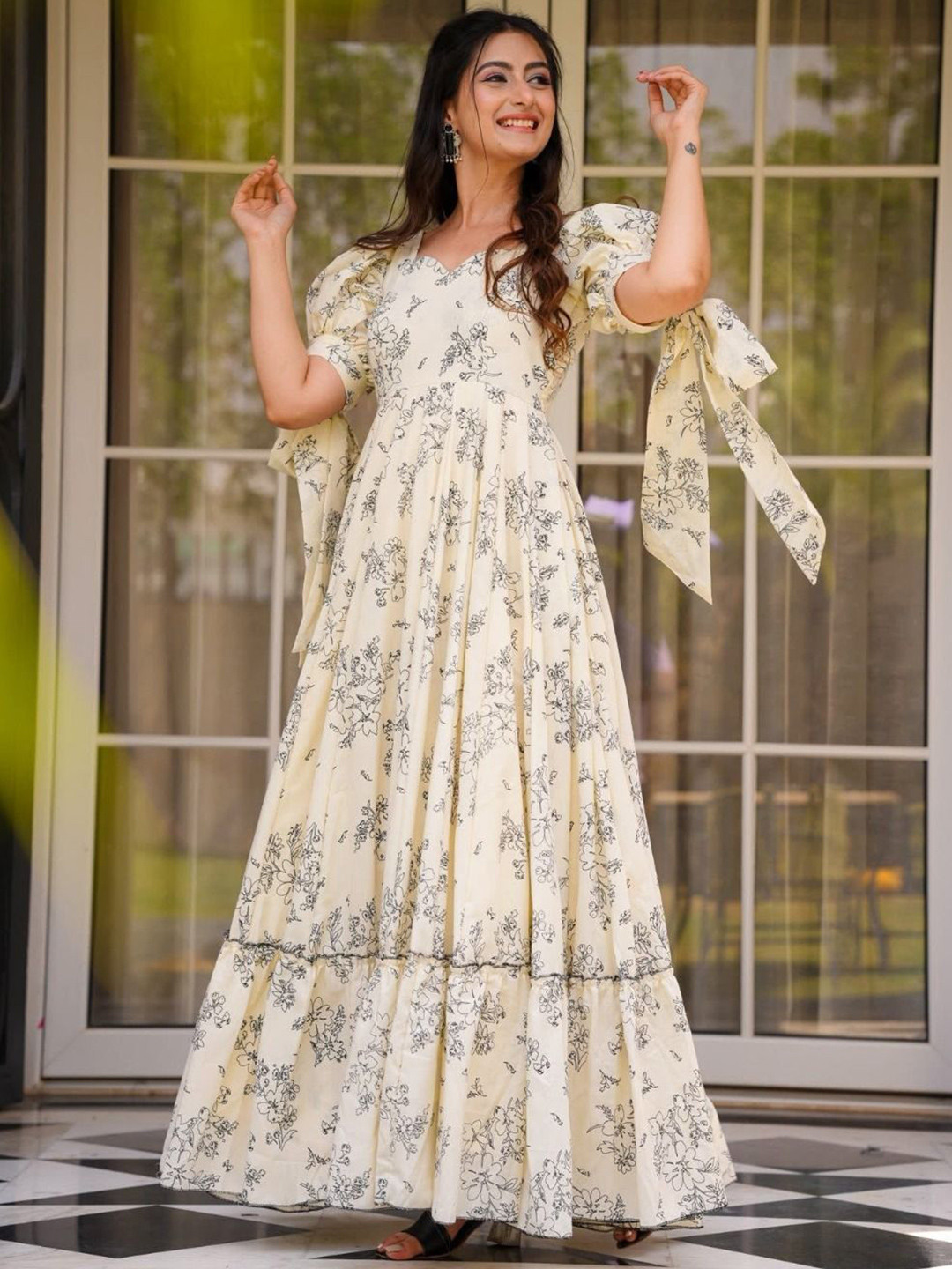 Brand Hill Women Floral Printed Puff Sleeve Fit & Flare Maxi Dress