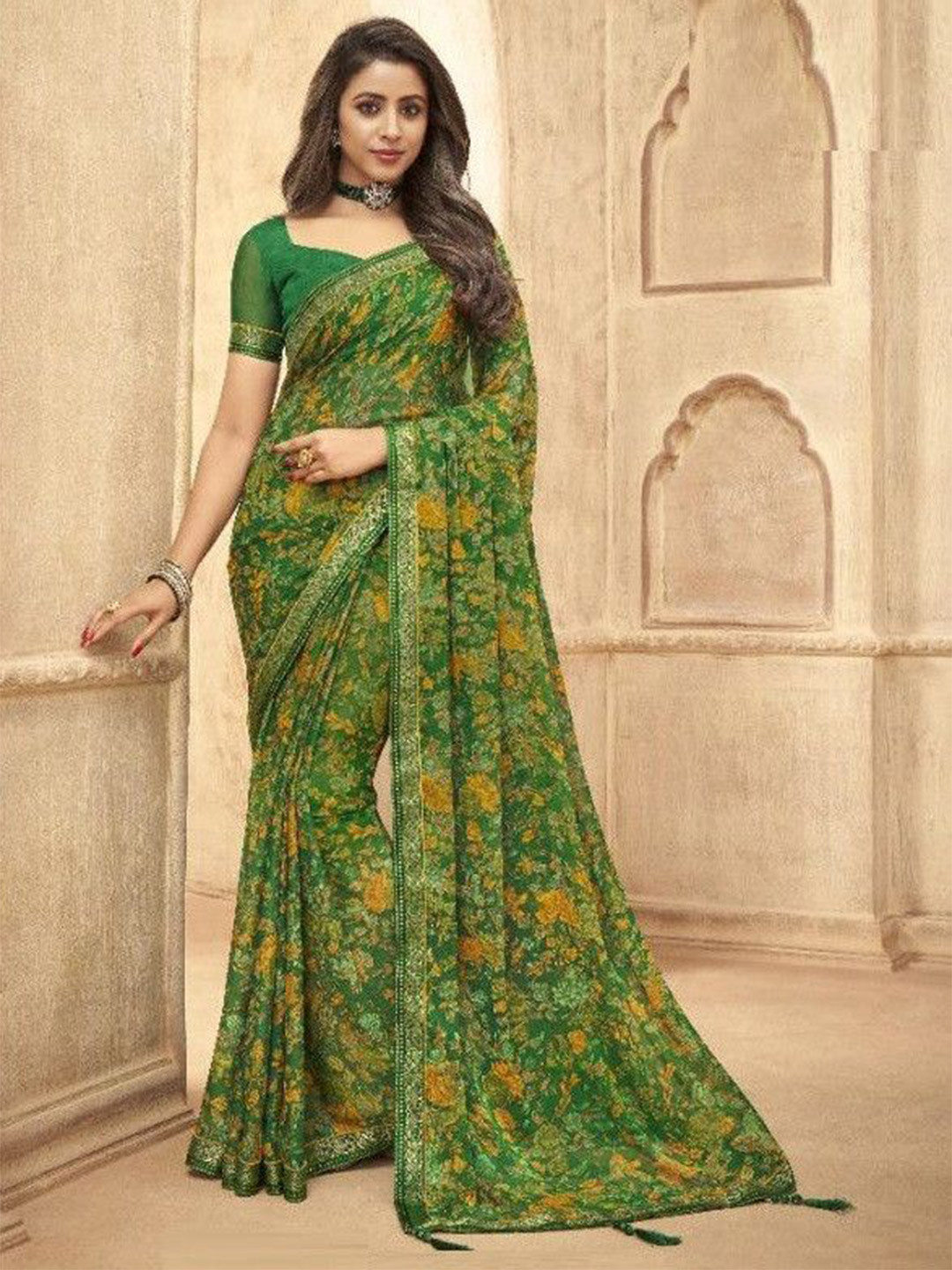 THE FASHION ATTIRE Green TIARAA Floral Print Bollywood Chiffon Saree