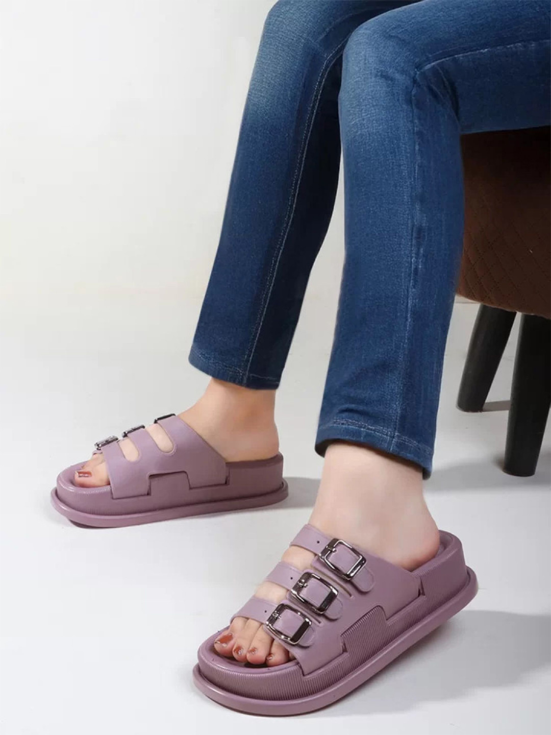 Layasa Stylish Women Flip Flop Purple
