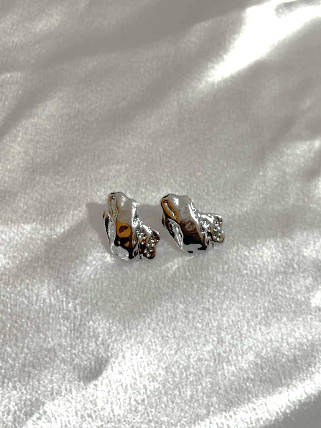 ANAMIKA Stainless Steel Silver-Plated Anti-Tarnish Contemporary Studs