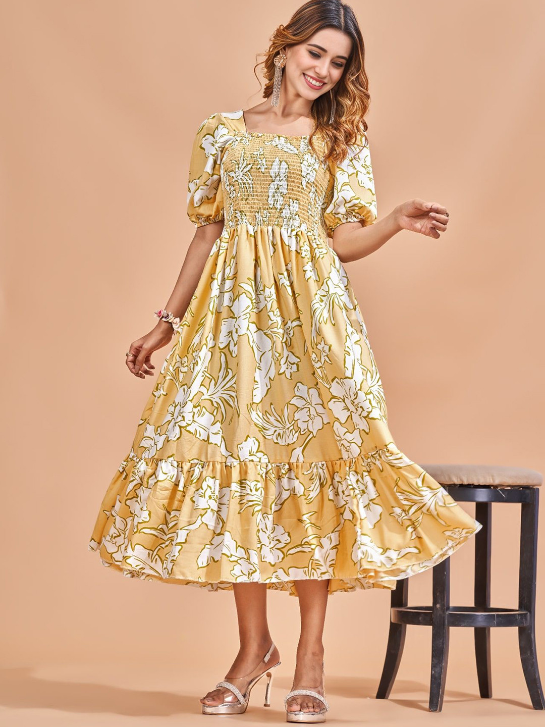 Pinly Women Floral Print Fit & Flare Dress
