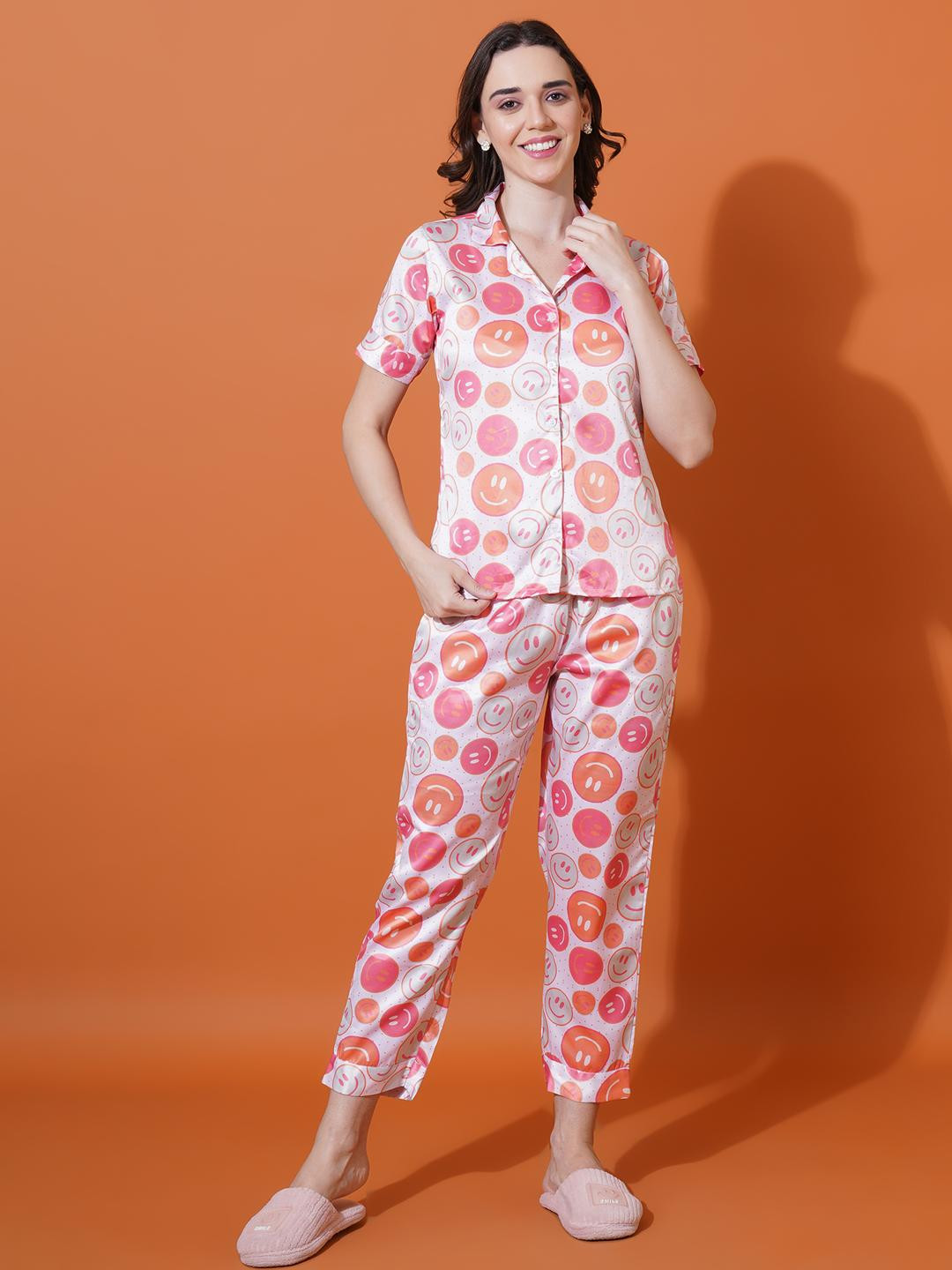ARV TRENDS Women Smiley Face Printed Night suit