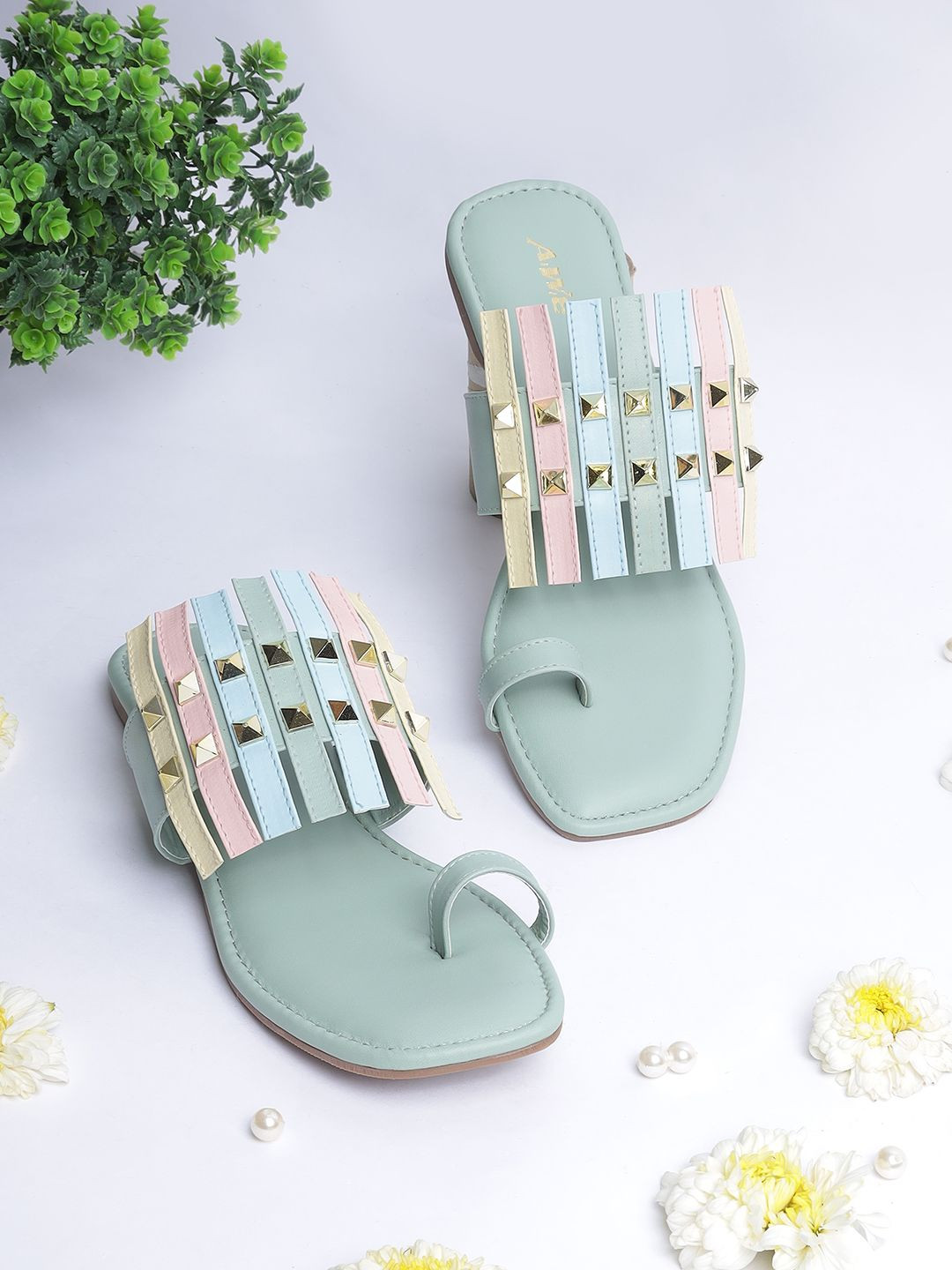 AIWIE Women Embellished One Toe Strap Flats