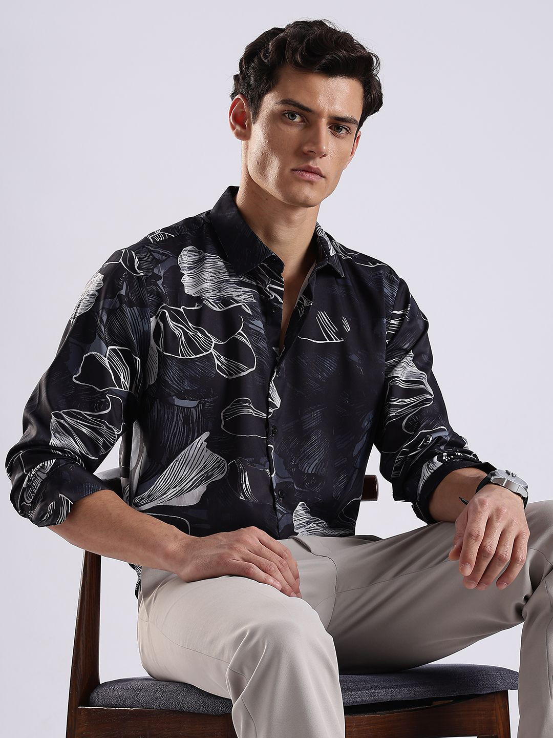 Guns & Sons Club Floral Art Printed Spread Collar Casual Shirt