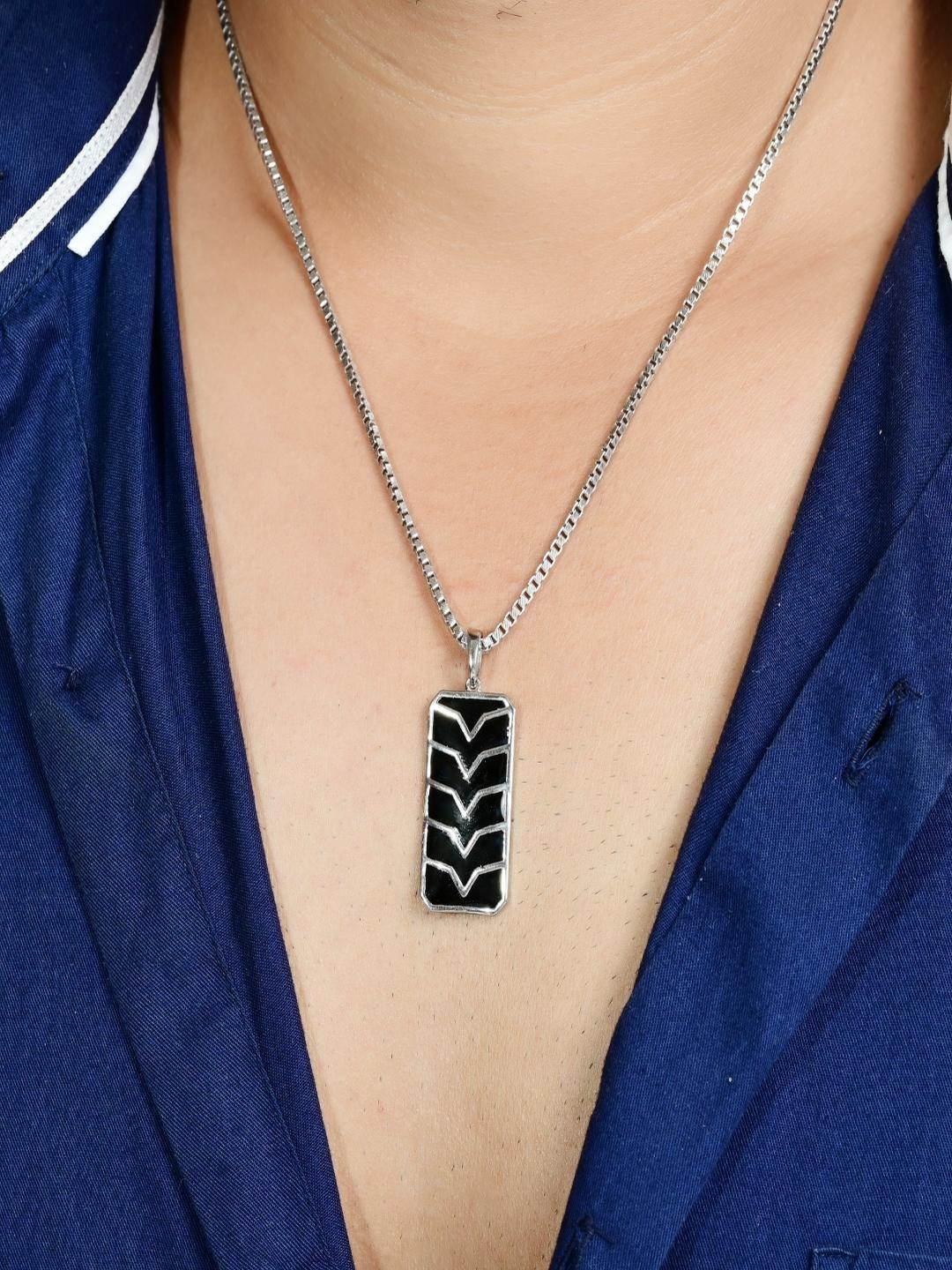 Vinayak Jewellers 925 Sterling Silver The Elegant Ebony Silver Pendant