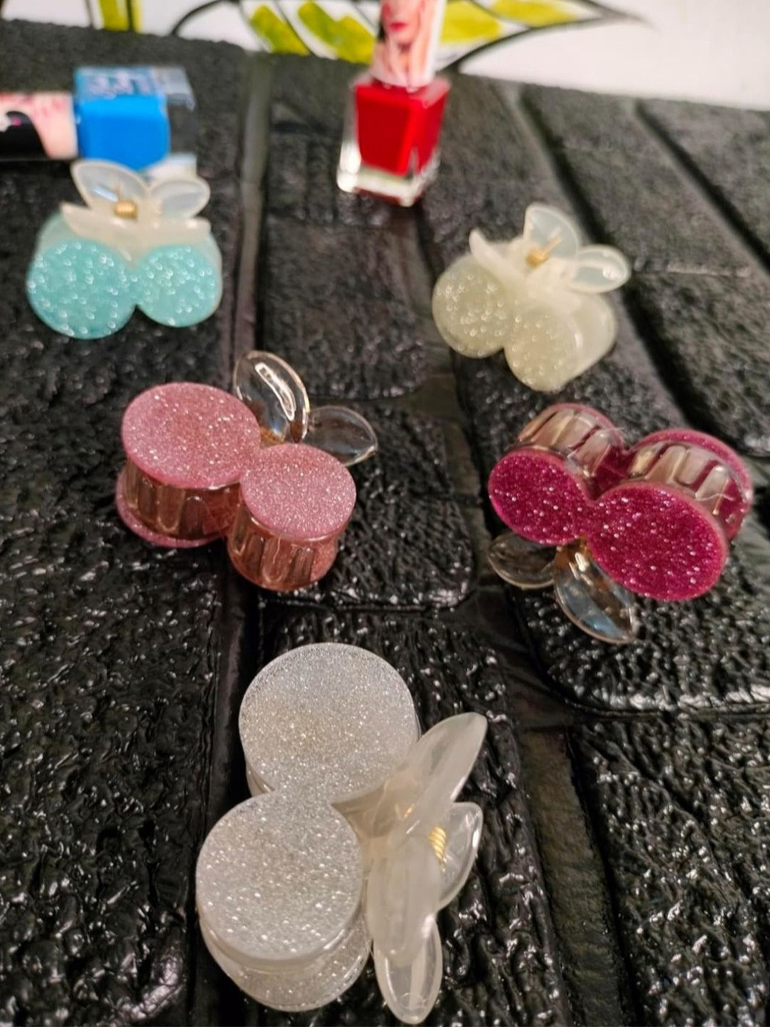 STING BEE Women Set Of 4 Claw Clip