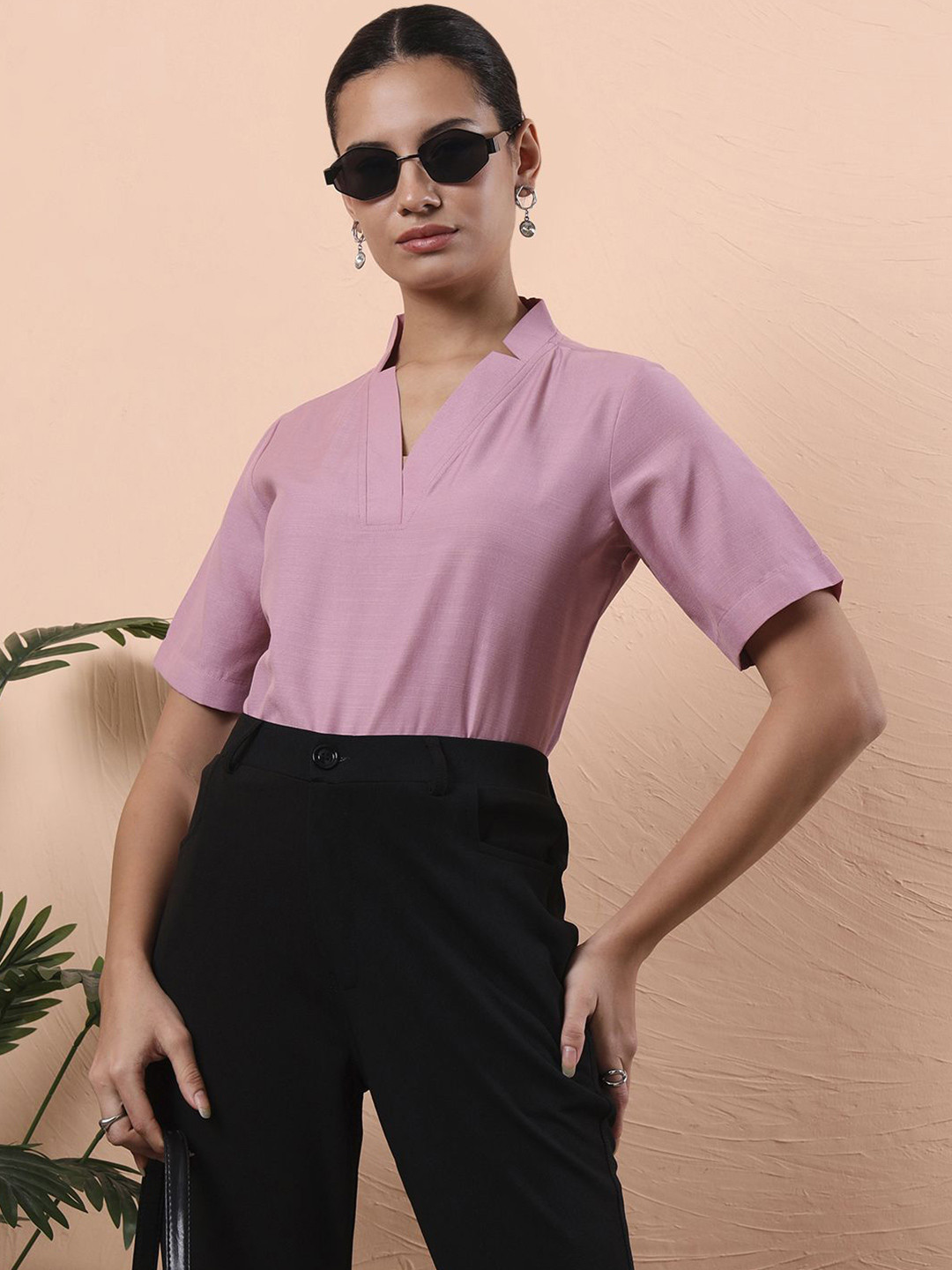 FITHUB Women Mandarin Collar Short Sleeves Top