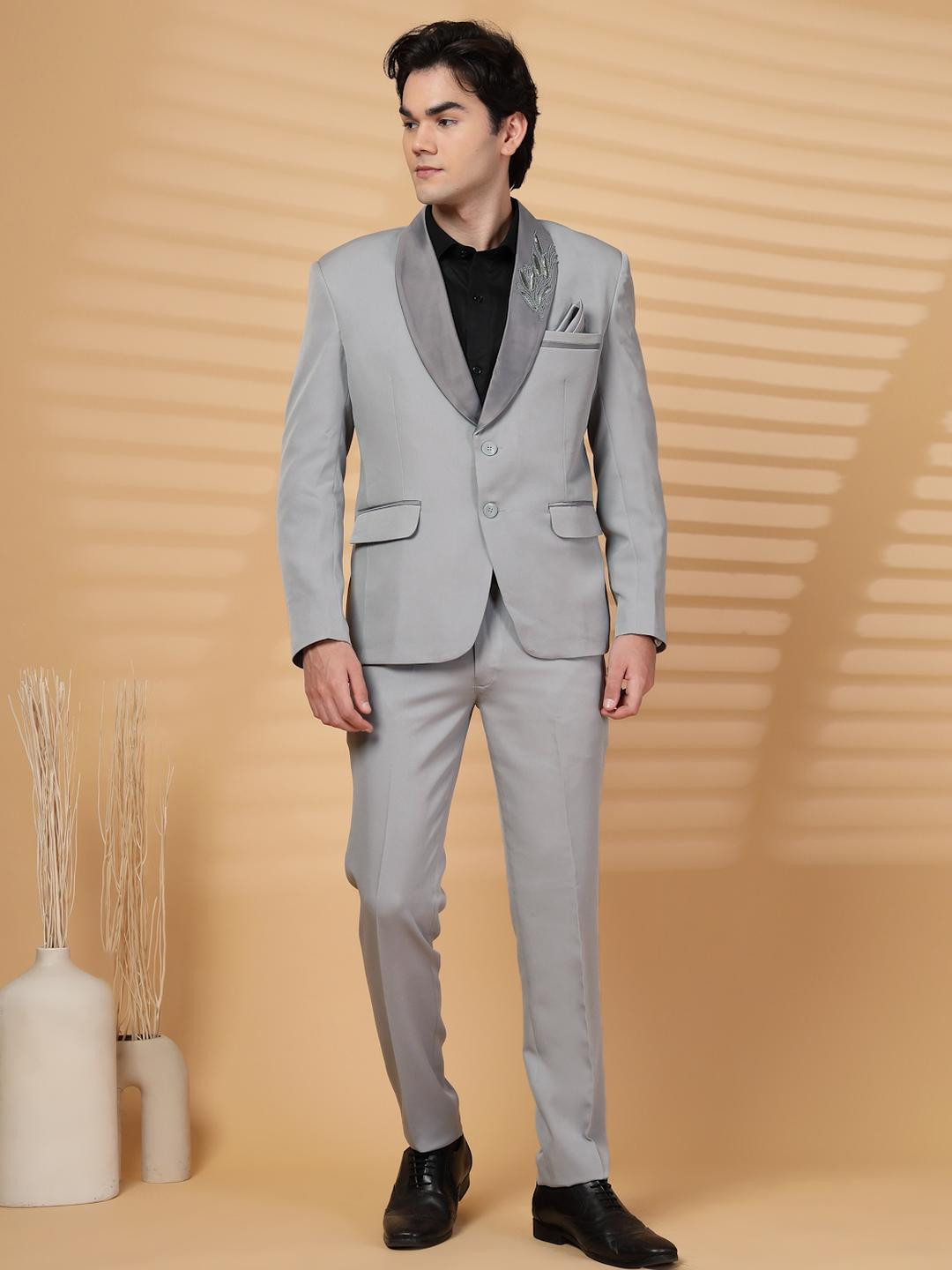 KLOTTHE Men Grey Embroidery Single-Breasted Two-Piece Party Suit