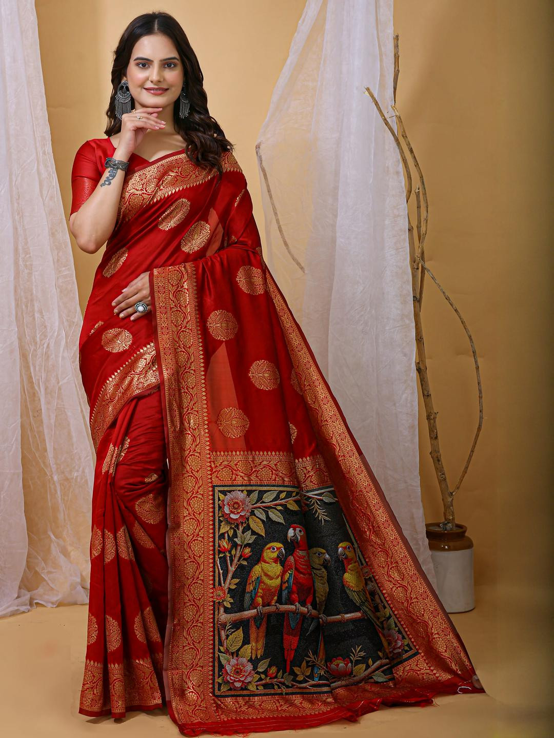 HERE&NOW Red Woven Design Art Silk Banarasi Sarees