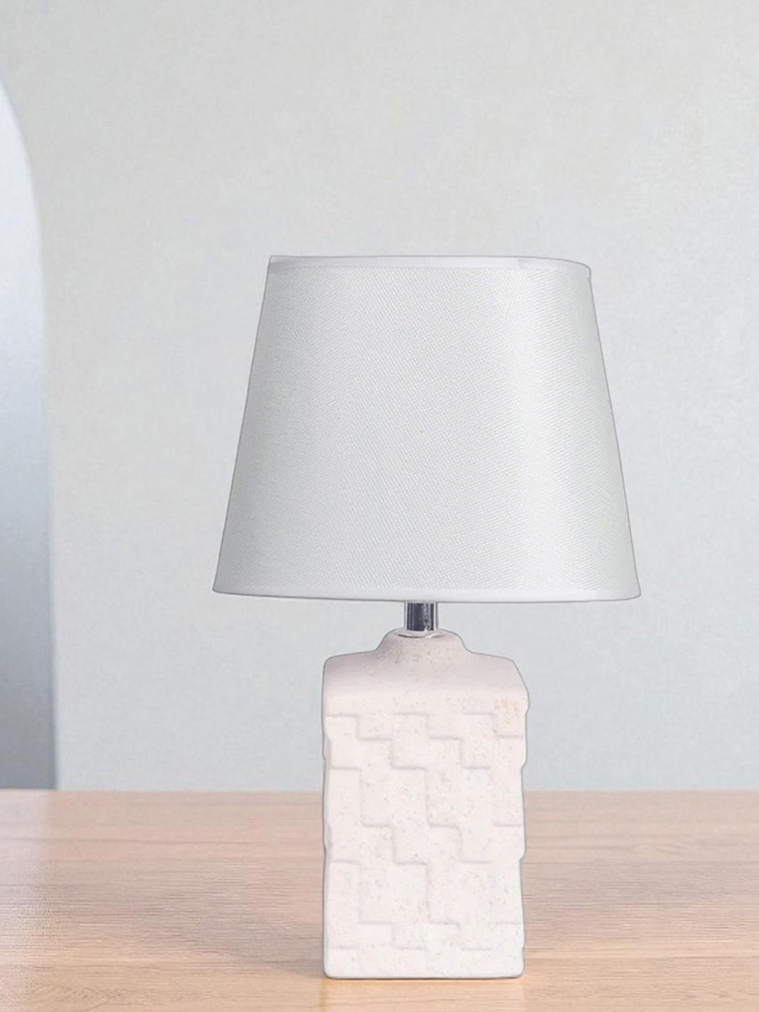 White Table Lamp Modern Design   With Jute Textured Lampshade Frustrum Shaped Ceramic Base