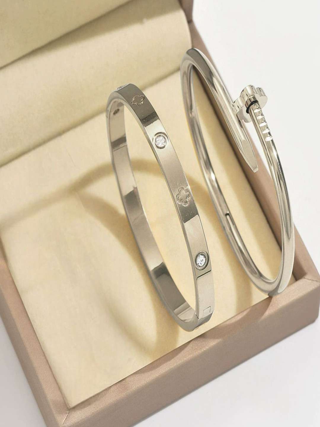 AQUASTREET Pack Of 2 Titanium Silver-Plated Bangle-Style Bracelet