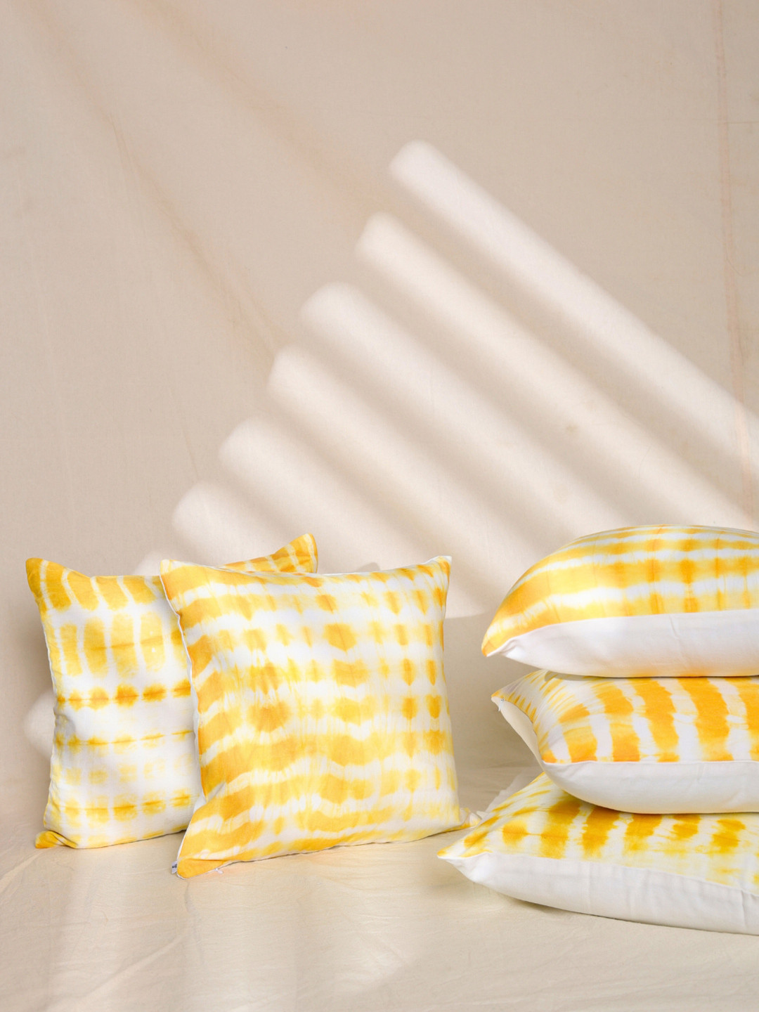 SLEEPY THREADS Abstract Geometric Polyester Silk Lightweight 5 Pcs Cushion Covers -16x16In