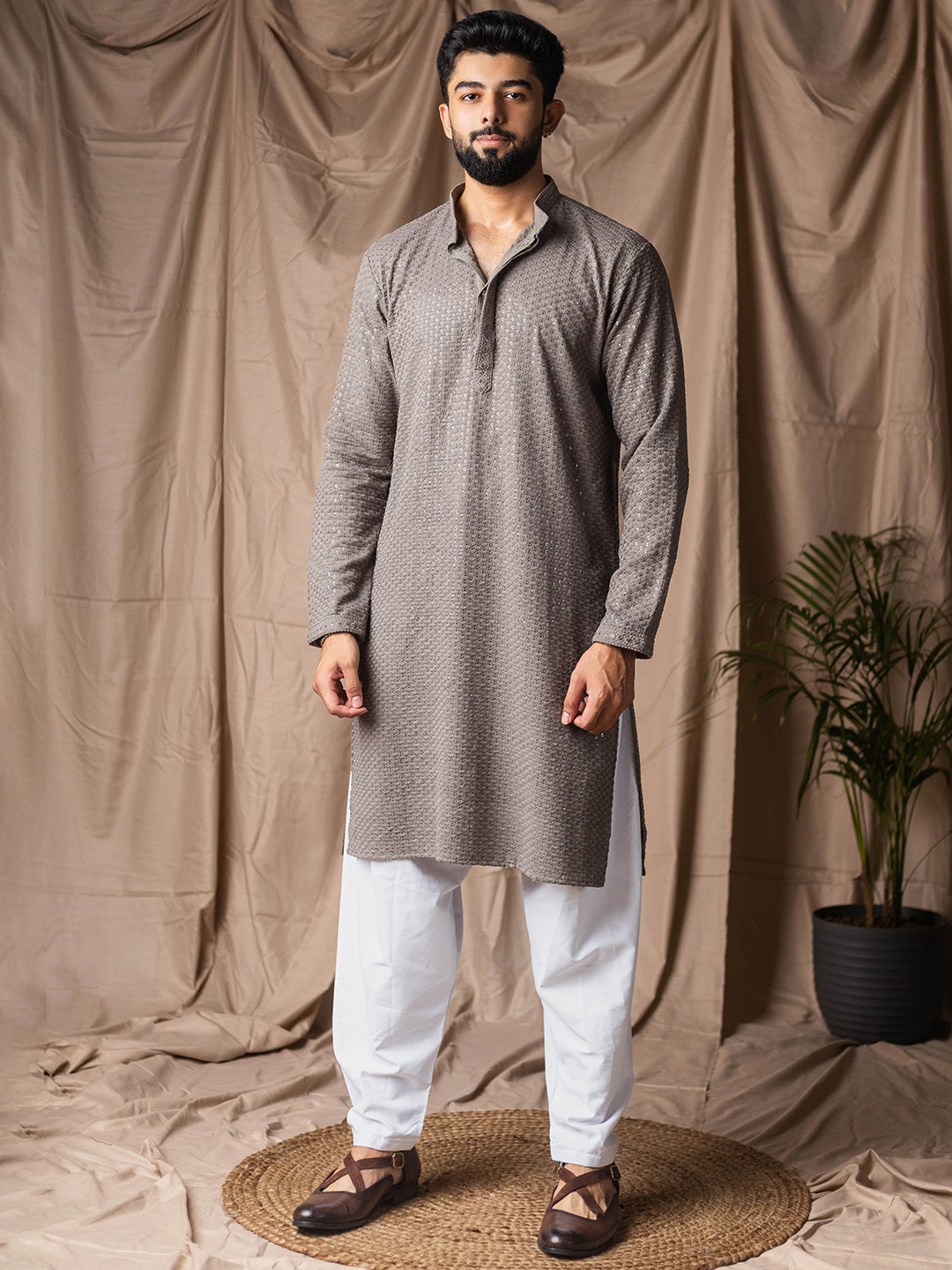 Rawayi Men Anarkali Kurta