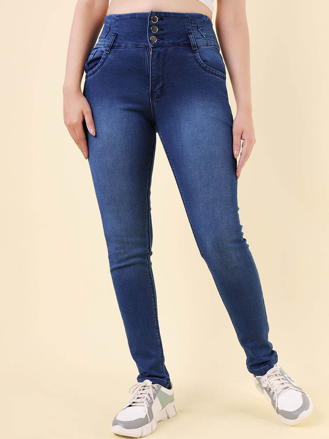 DAZORA Women Slim Fit Mid-Rise Light Fade Jeans