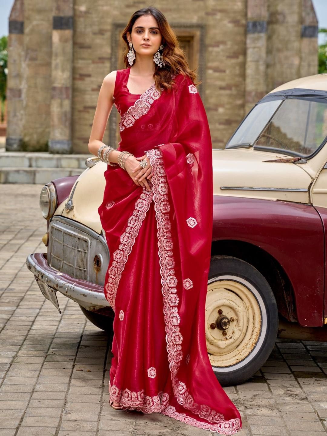 LeeliPeeri Designer Embroidered Scallop Border Saree With Blouse Piece