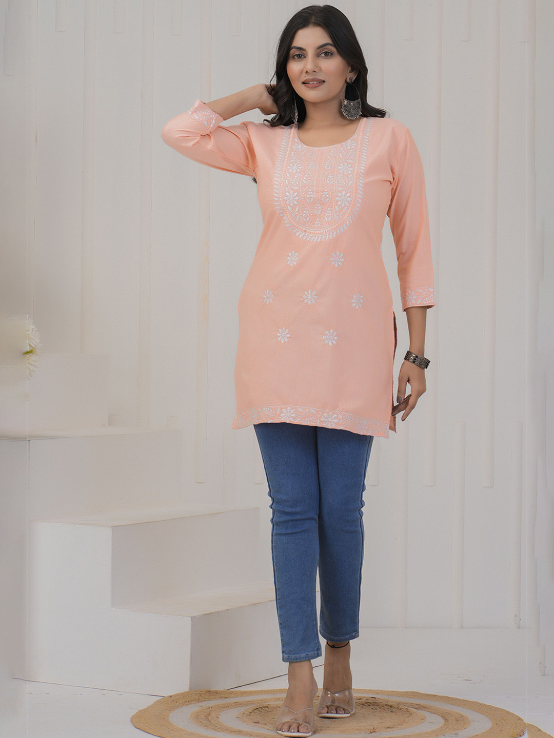 Fashion Club Collection Floral Embroidered Round Neck Chikankari Straight Cotton Kurta