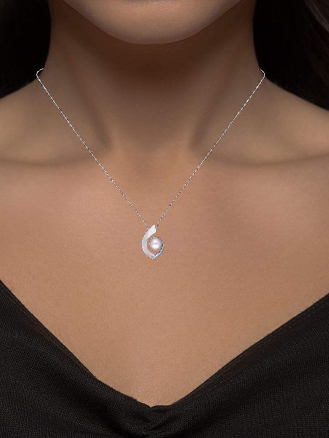 C KRISHNIAH CHETTY JEWELLERS PVT LTD 14KT Modern Elegance Pendant Gold -8.0g