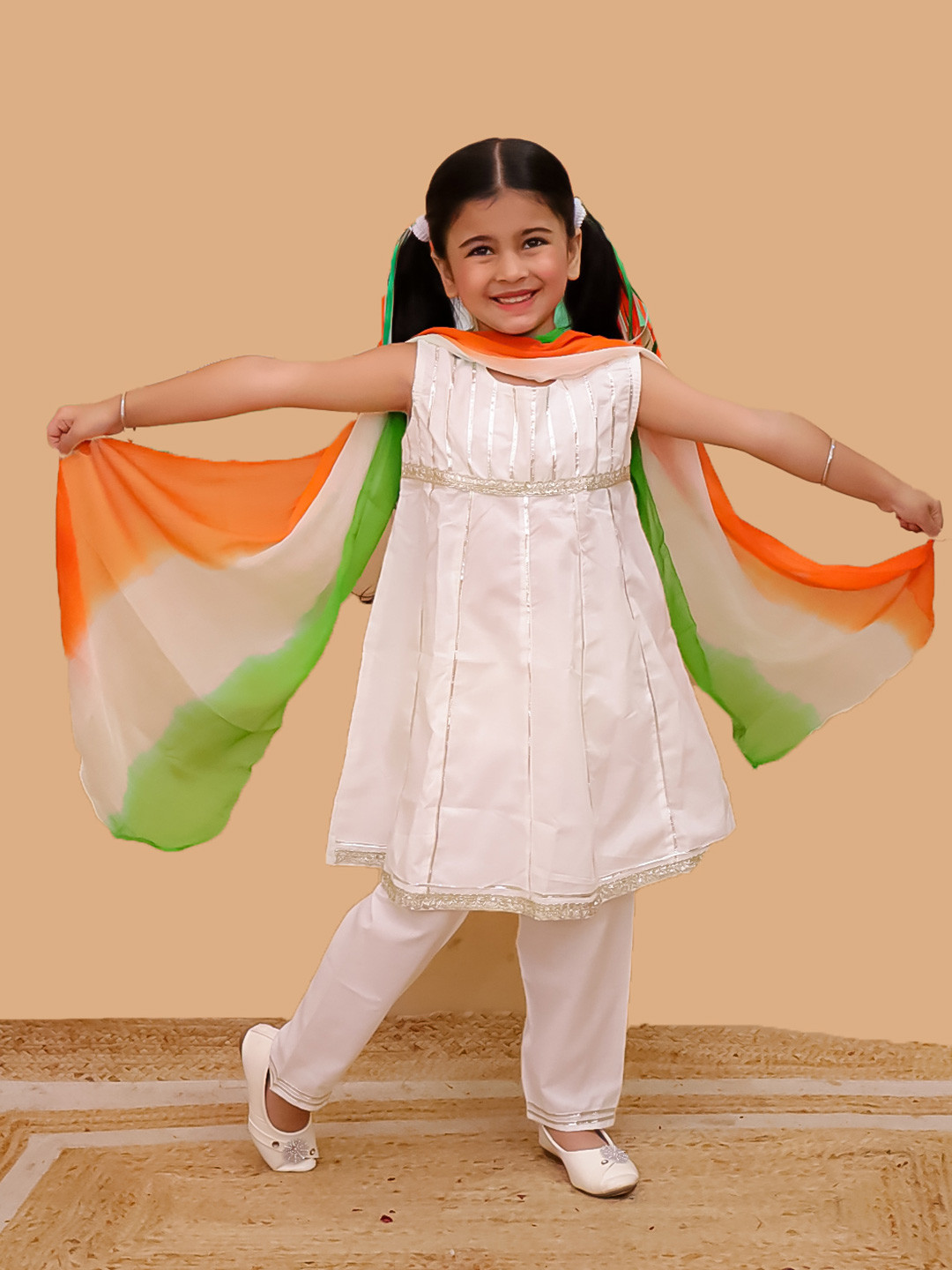 Aj DEZInES Girls Striped Sleeveless Gotta Patti A-Line Pure Cotton Kurta With Trouser