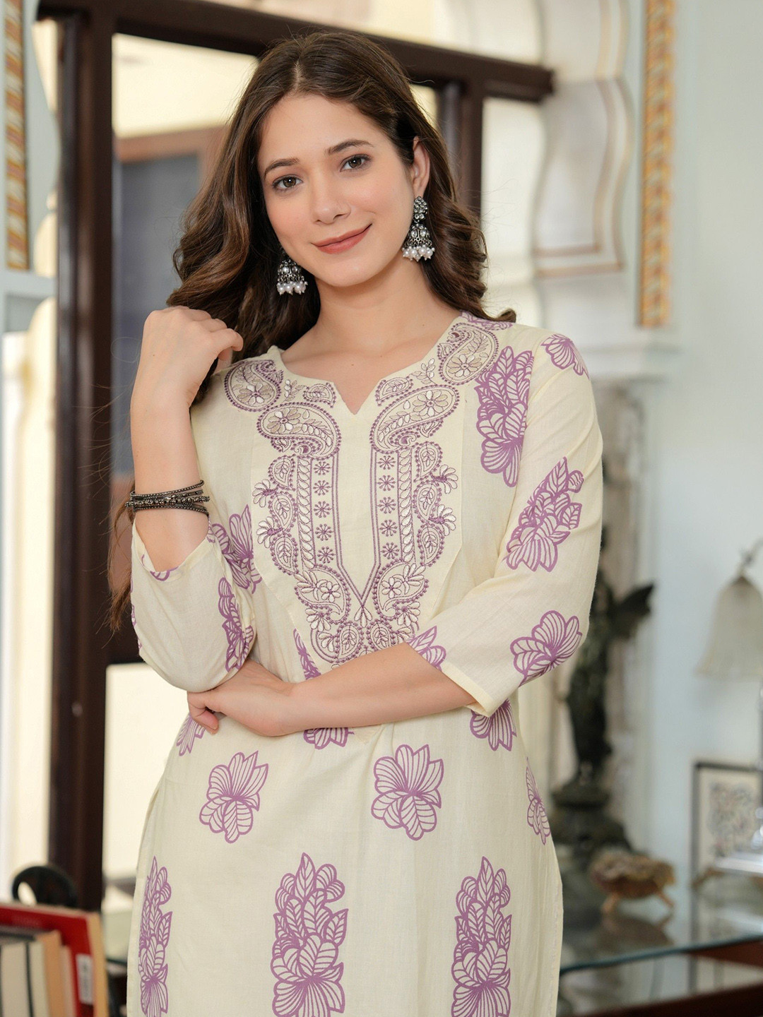 Koito Women Floral Daily Cotton Straight Kurta