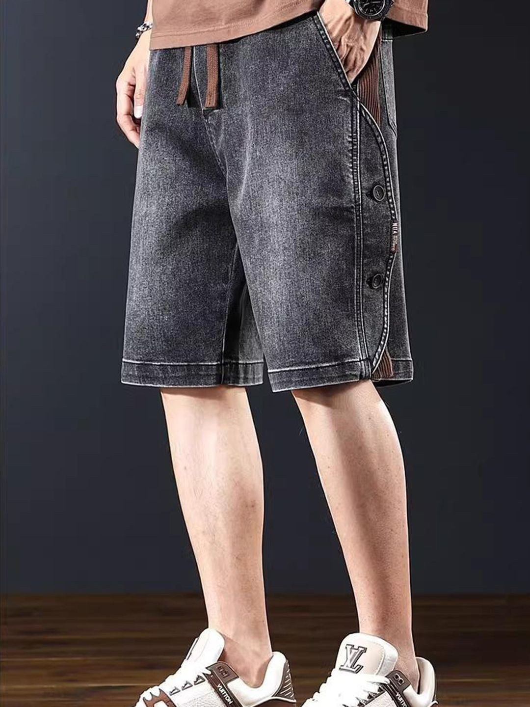 StyleCast Men Washed Low-Rise Denim Shorts