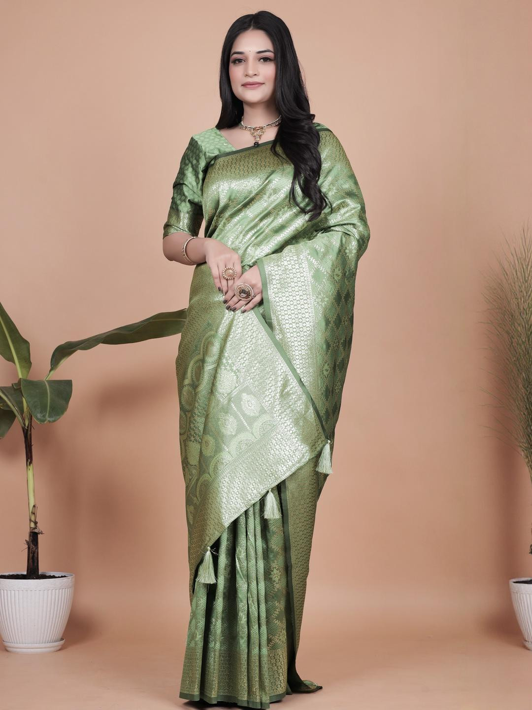 Divastri Green Silk Blend With Woven Design Border Printed Banarsi Saree For Women