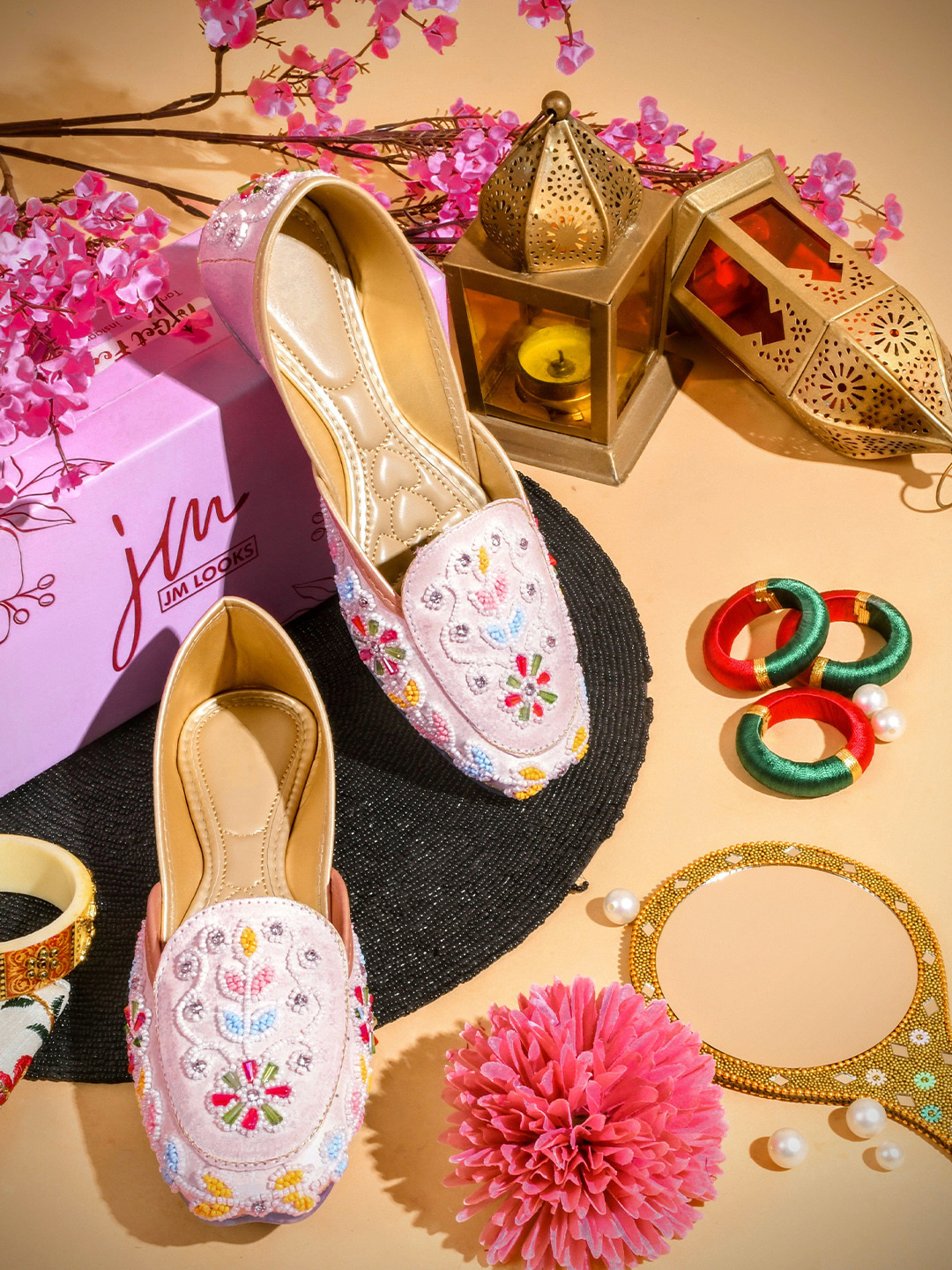 Froh Feet Women Ethnic - Embellished Mojaris
