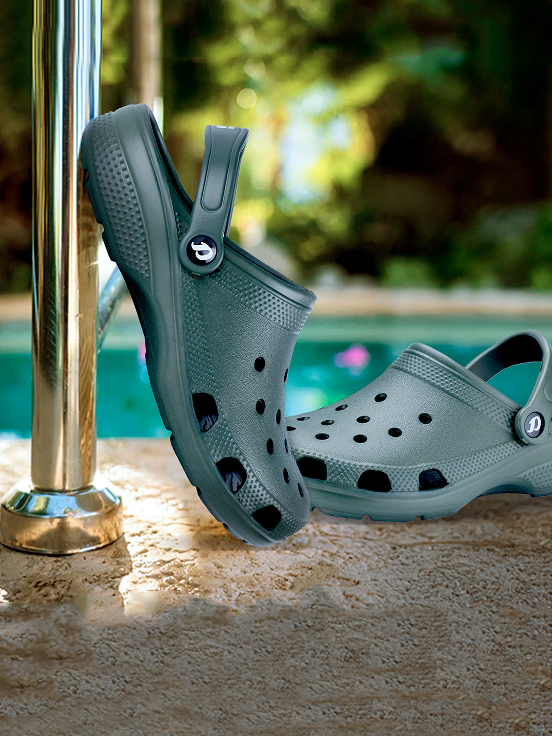 DOCTOR EXTRA SOFT Men Lightweight Croslite Clogs