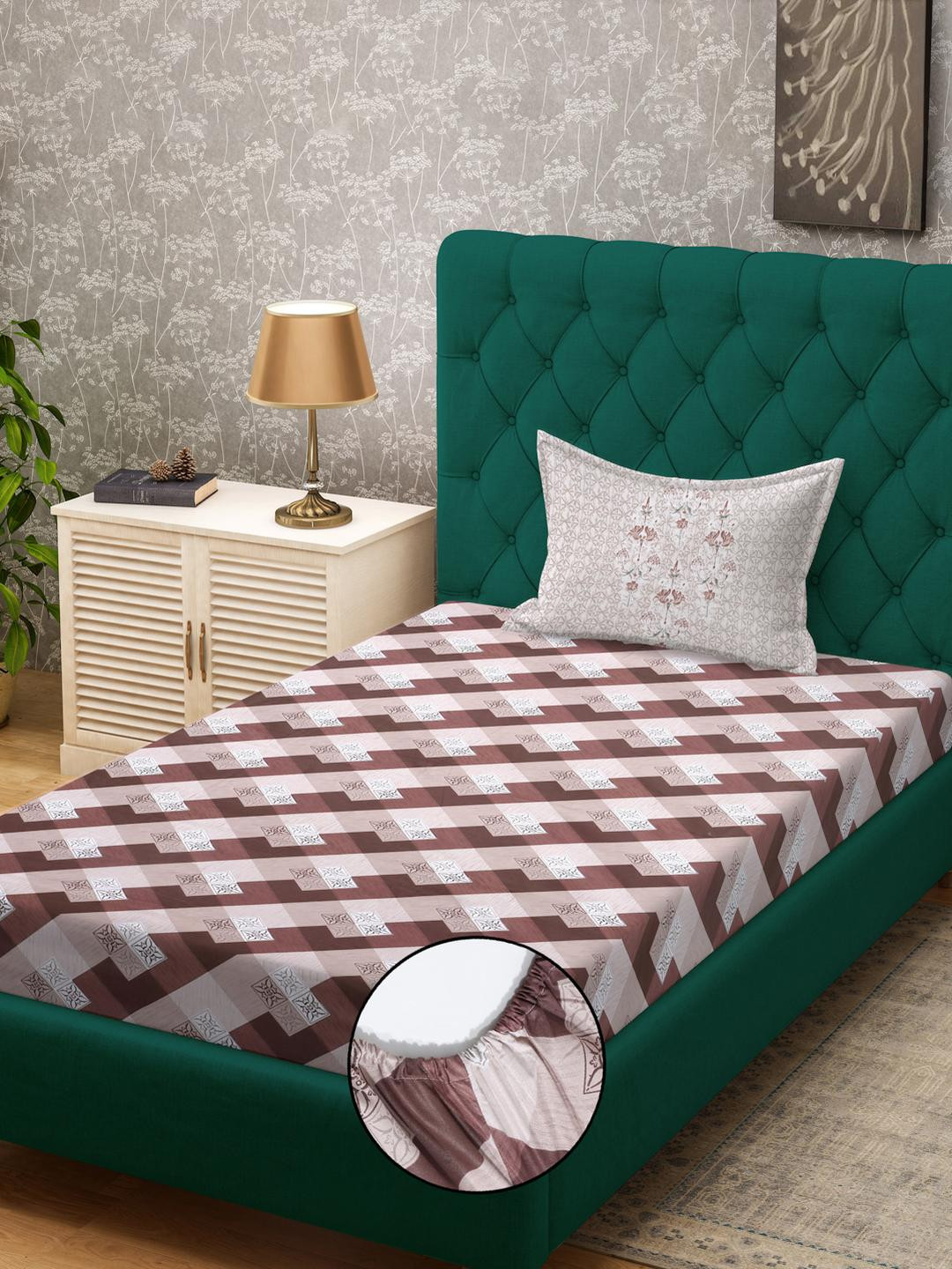 Klotthe Rust Geometric 400 TC Pure Cotton Fitted Single Bedsheet in Book Fold Packing