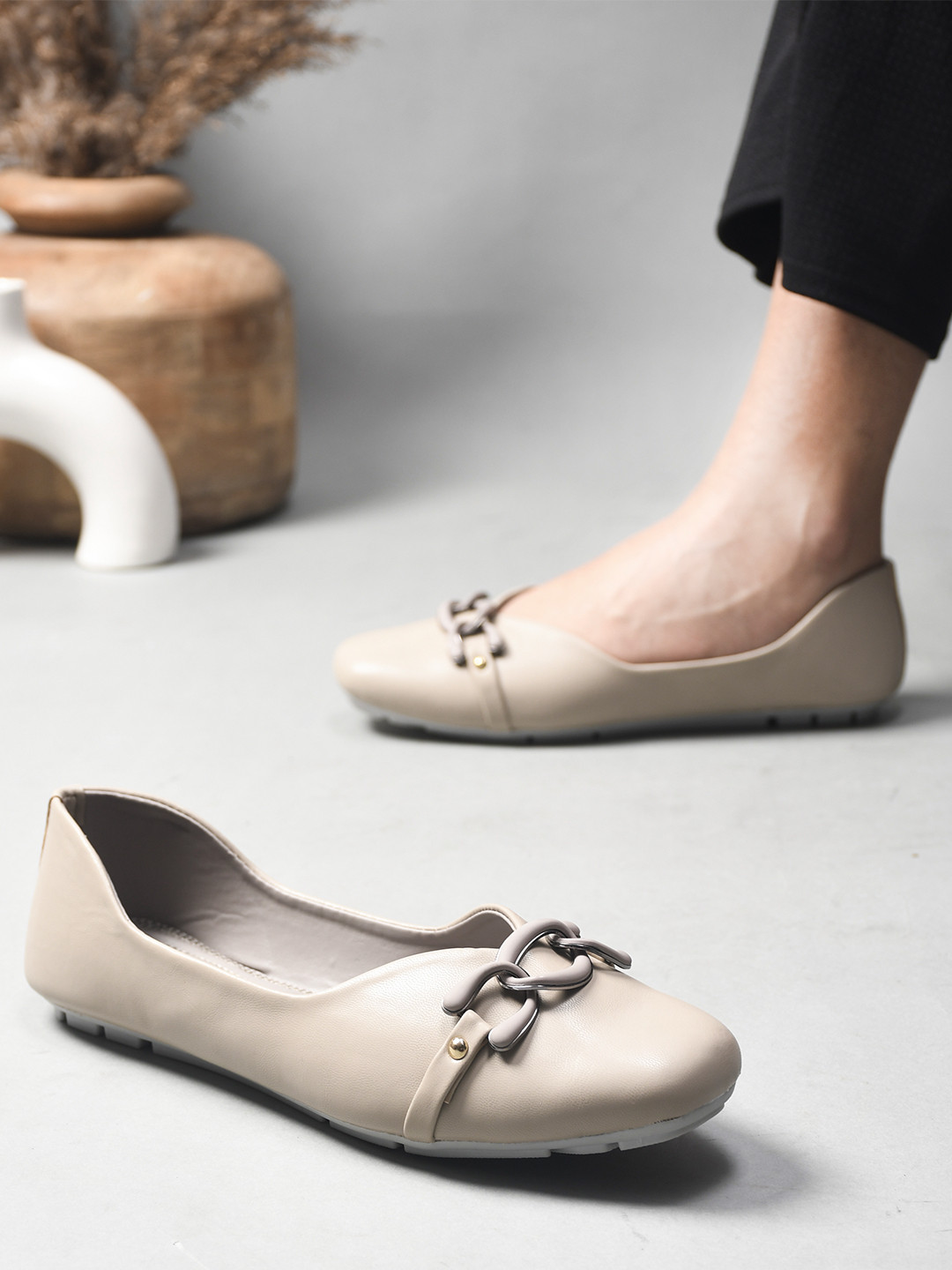 PEEK Victoria Round Toe Ballerinas