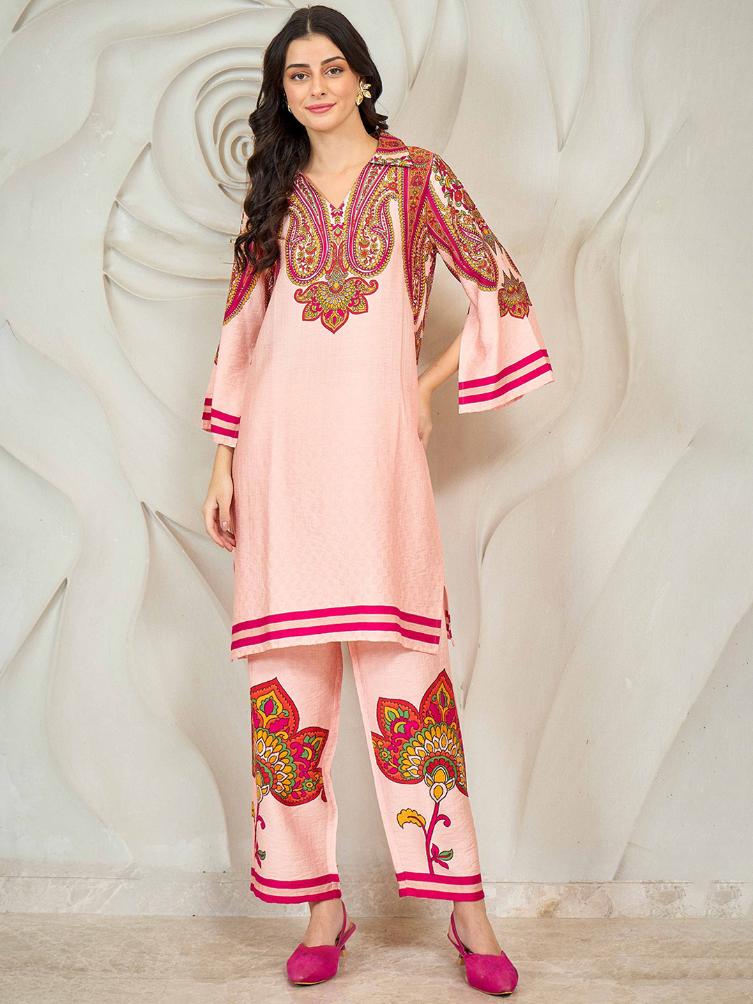 Athena Paisley Printed Shirt Collar Straight Kurta With Trousers